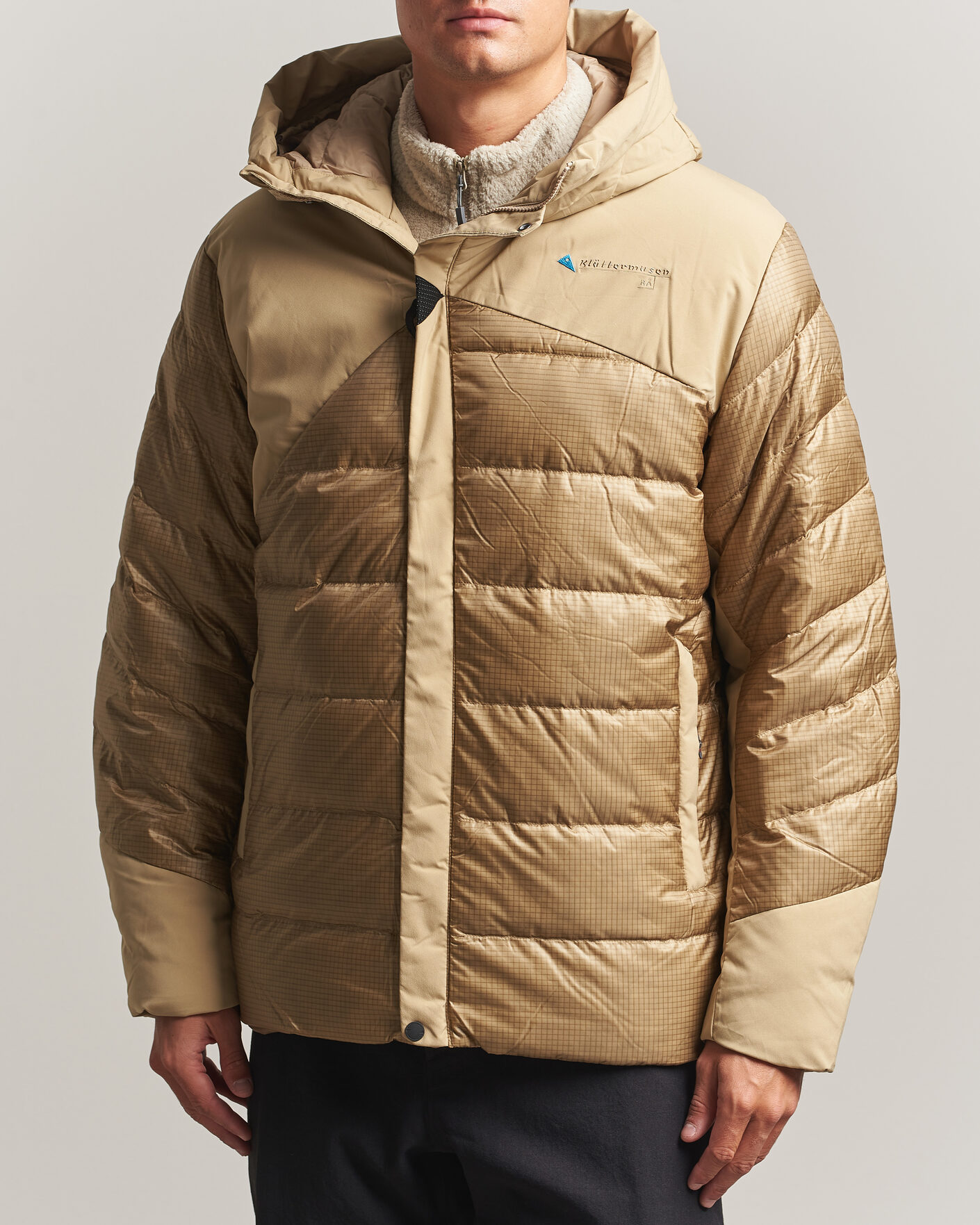 Heren | Jassen | Klättermusen | Rå Hood Jacket Warm Sand