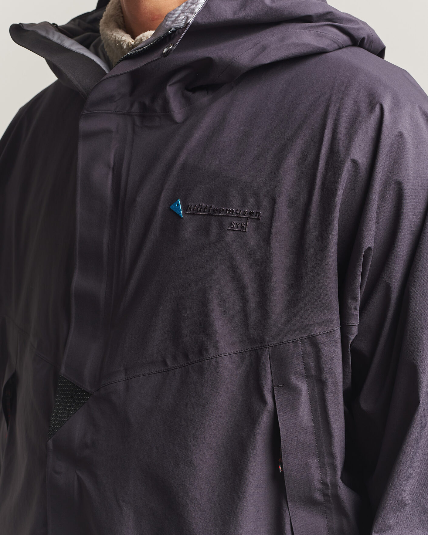 Heren | Jassen | Klättermusen | Syr Hood Parka Raven