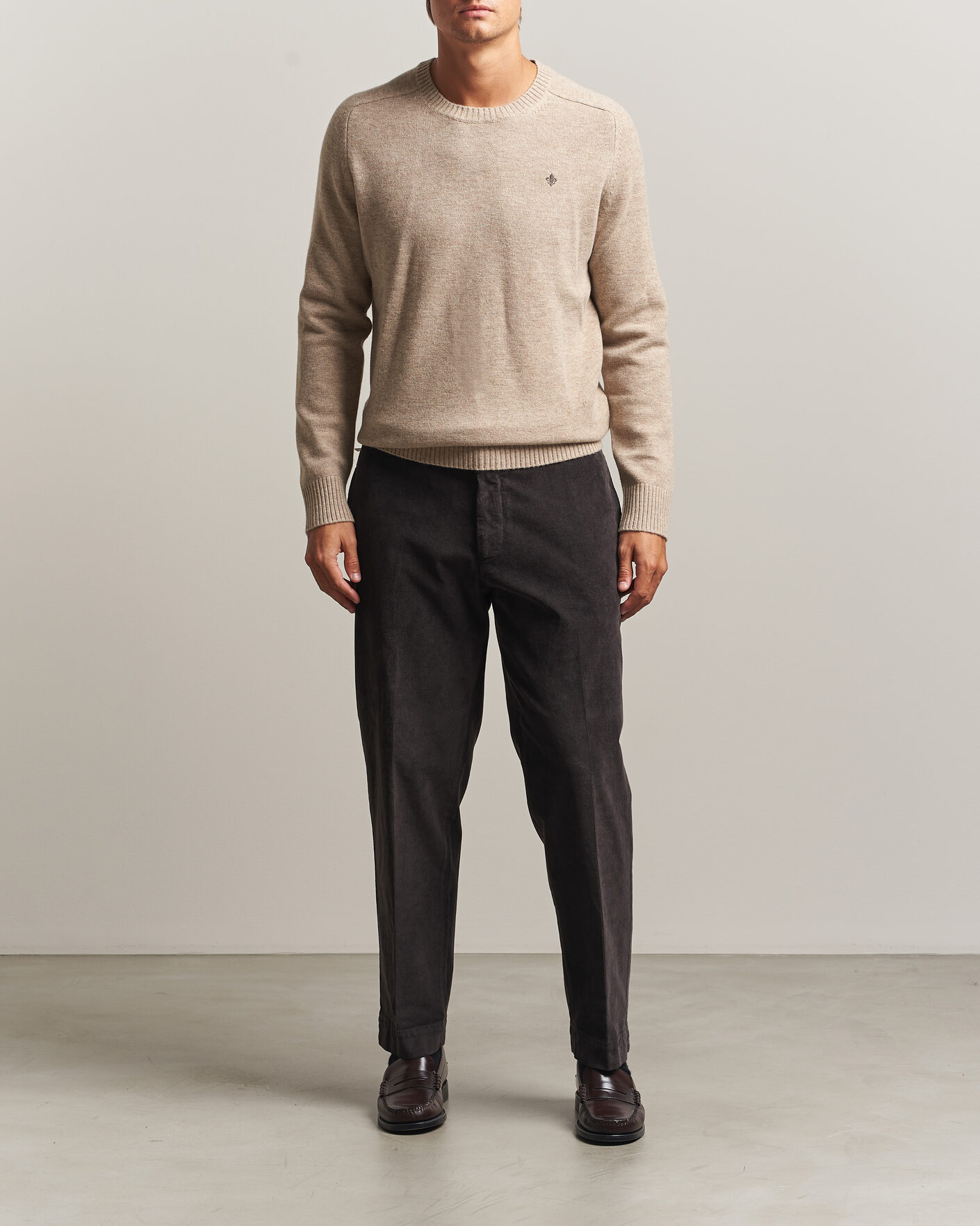 Heren | Truien | Morris | Hertford Lambswool Crew Neck Khaki