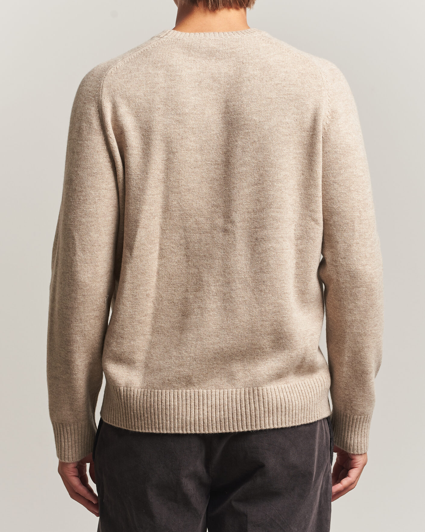 Heren | Truien | Morris | Hertford Lambswool Crew Neck Khaki