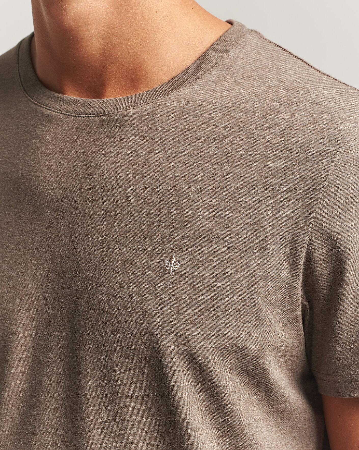 Heren | T-shirts | Morris | James Crew Neck T-Shirt Brown