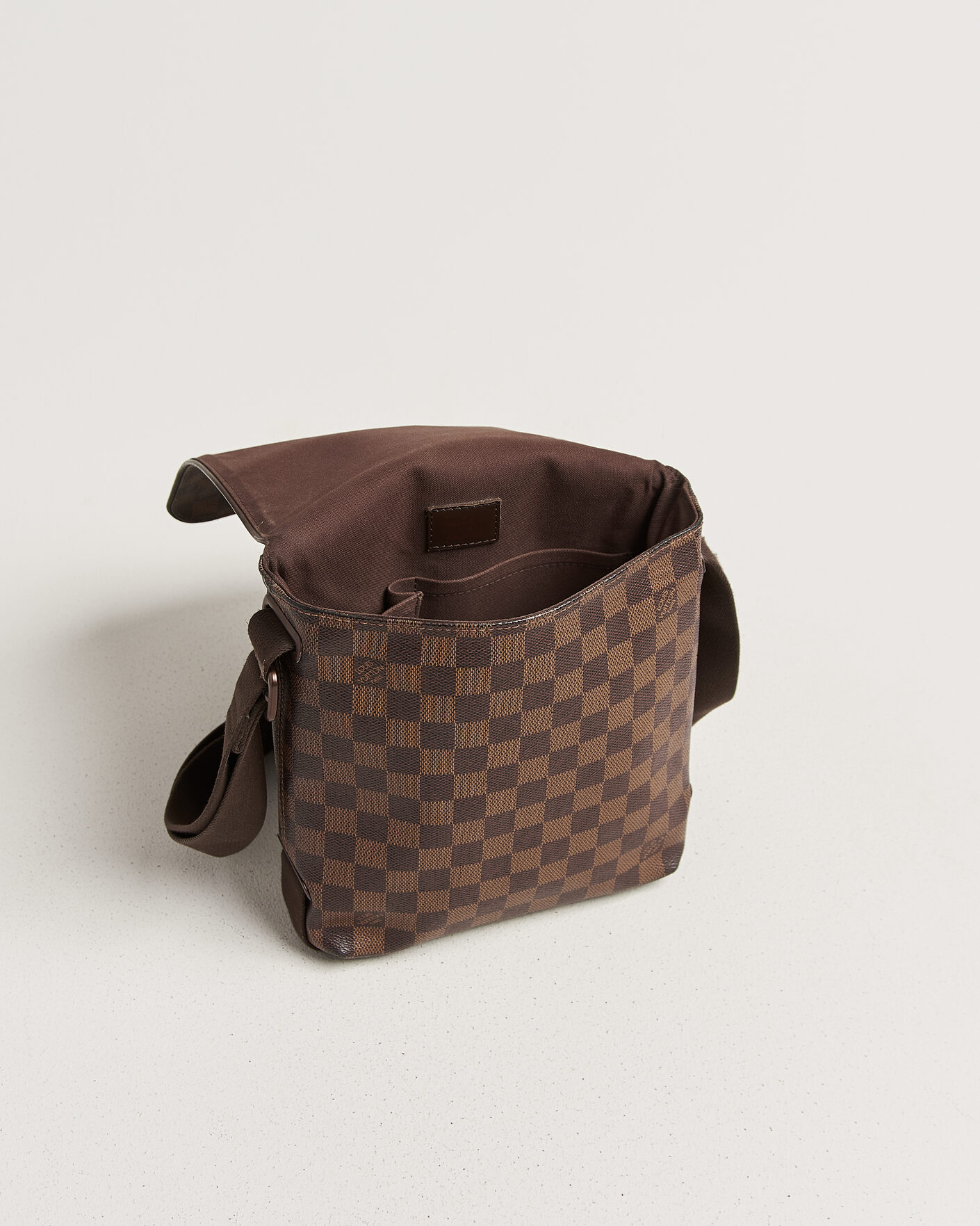 Heren | Pre-Owned & Vintage Bags | Louis Vuitton Pre-Owned | Crossbody Shoulder Bag Damier Ebene