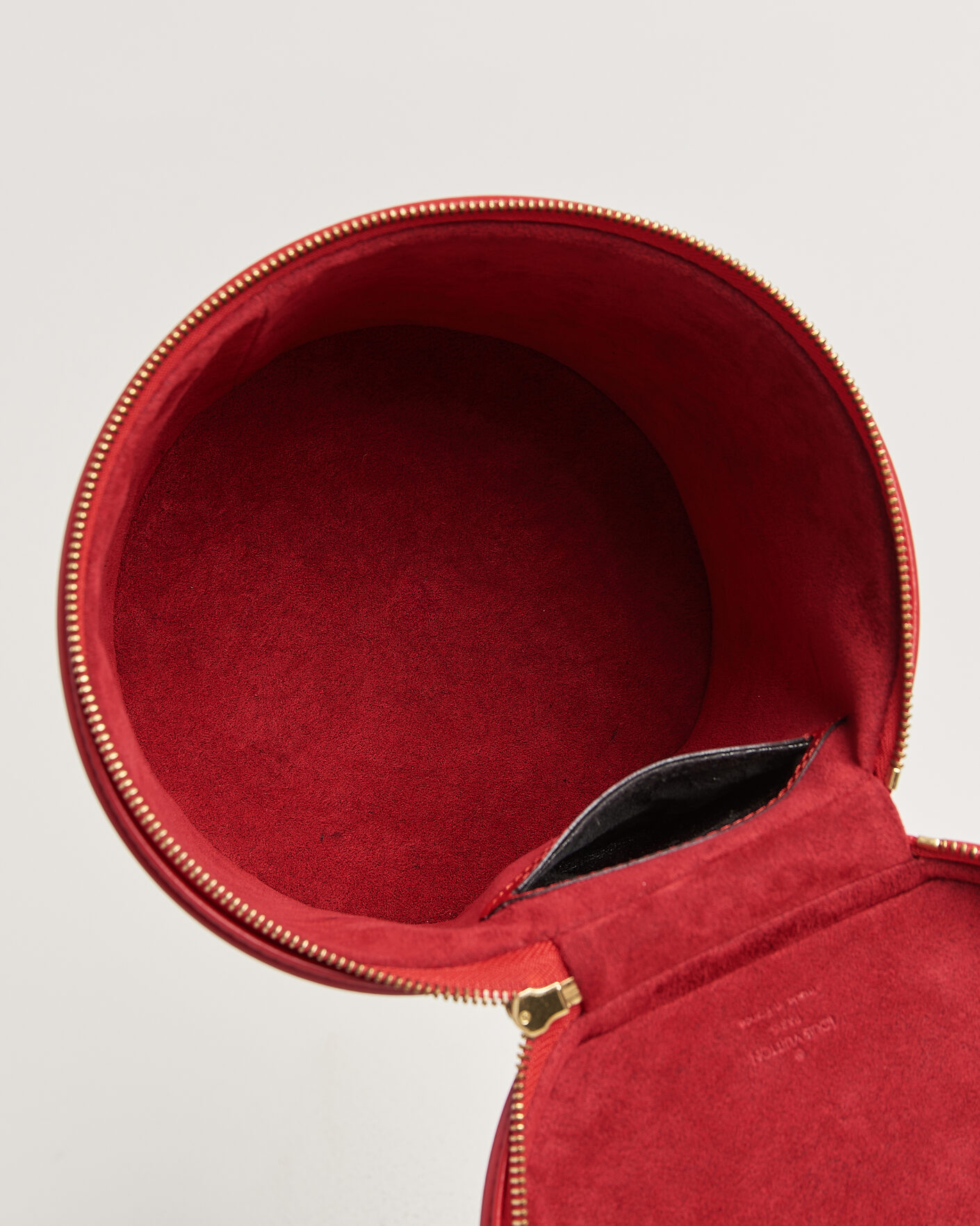Heren | Pre-Owned & Vintage Bags | Louis Vuitton Pre-Owned | Cannes Vanity Case Epi Leather Red