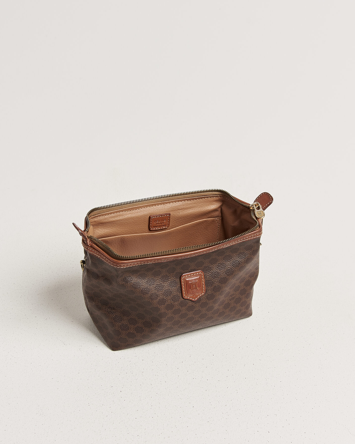 Heren | Pre-Owned & Vintage Bags | Celine Pre-Owned | Macadame Pouch Bag Monogram