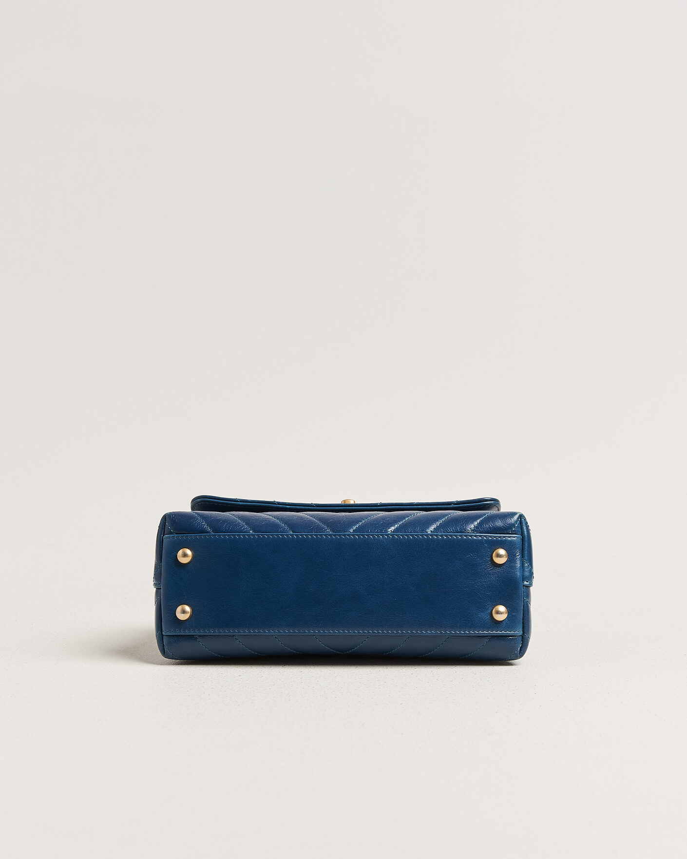Heren | Pre-Owned & Vintage Bags | Chanel Pre-Owned | Coco Handle Chevron Bag Blue