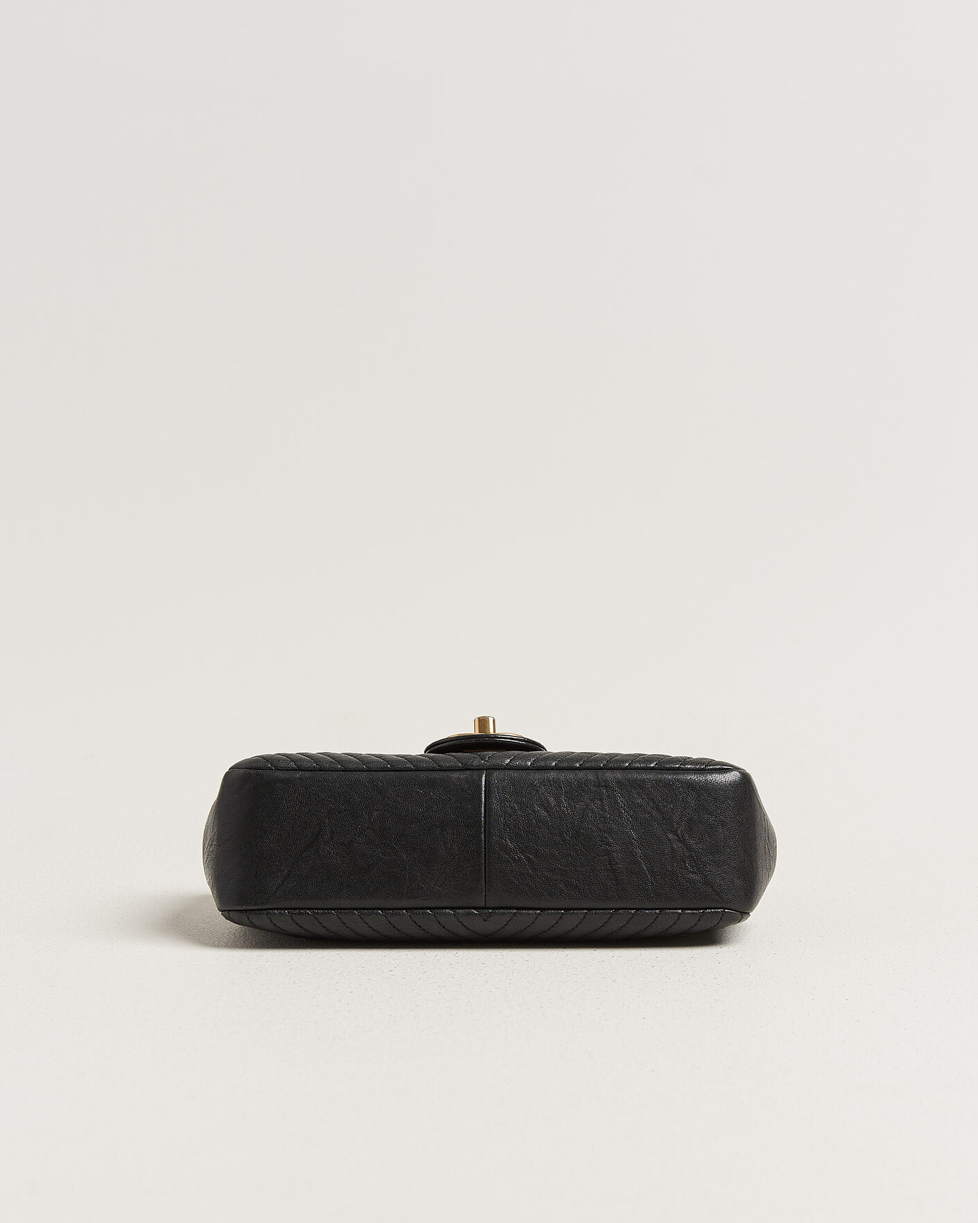 Heren | Pre-Owned & Vintage Bags | Chanel Pre-Owned | Chevron Small Flap Bag Black
