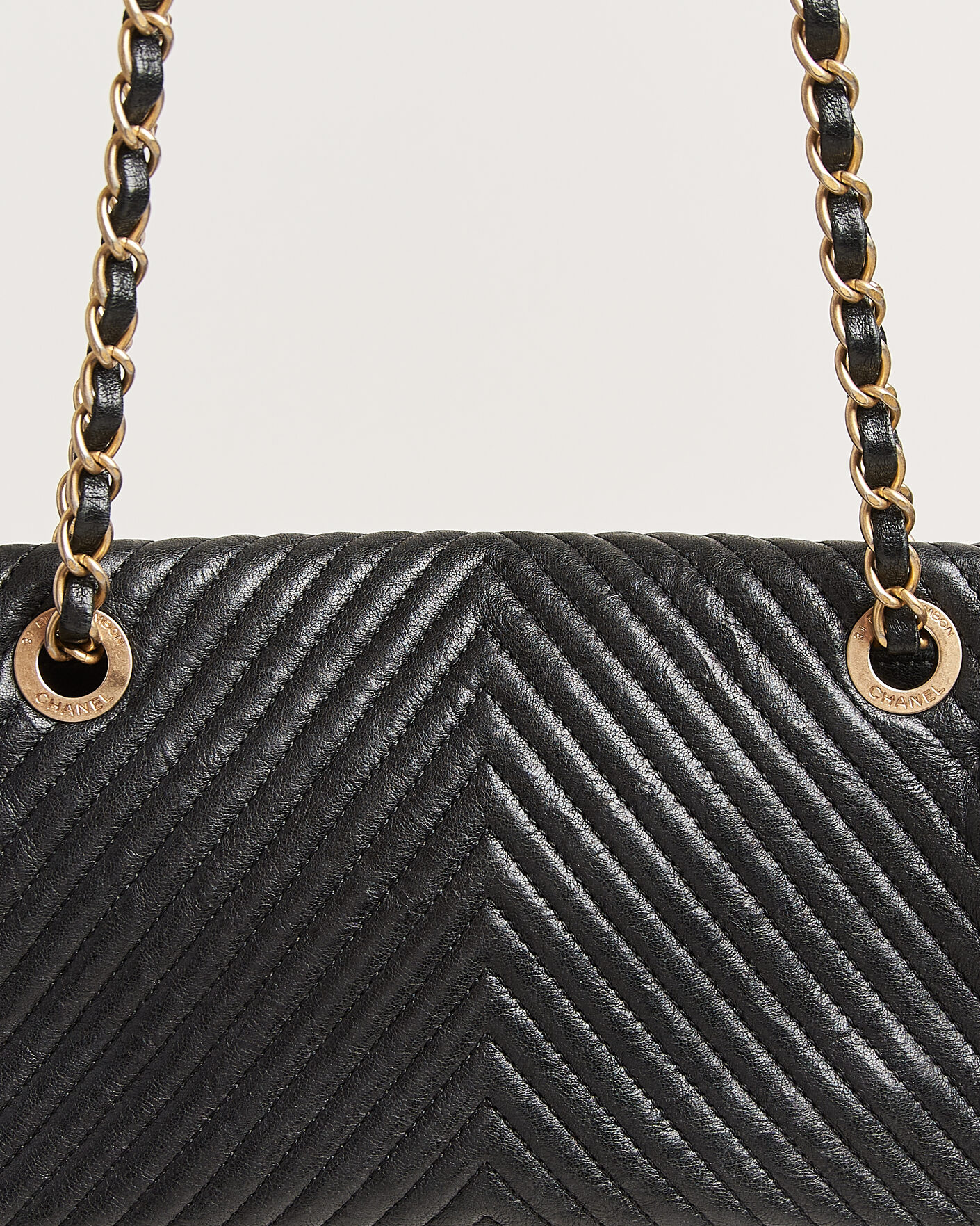 Heren | Pre-Owned & Vintage Bags | Chanel Pre-Owned | Chevron Small Flap Bag Black