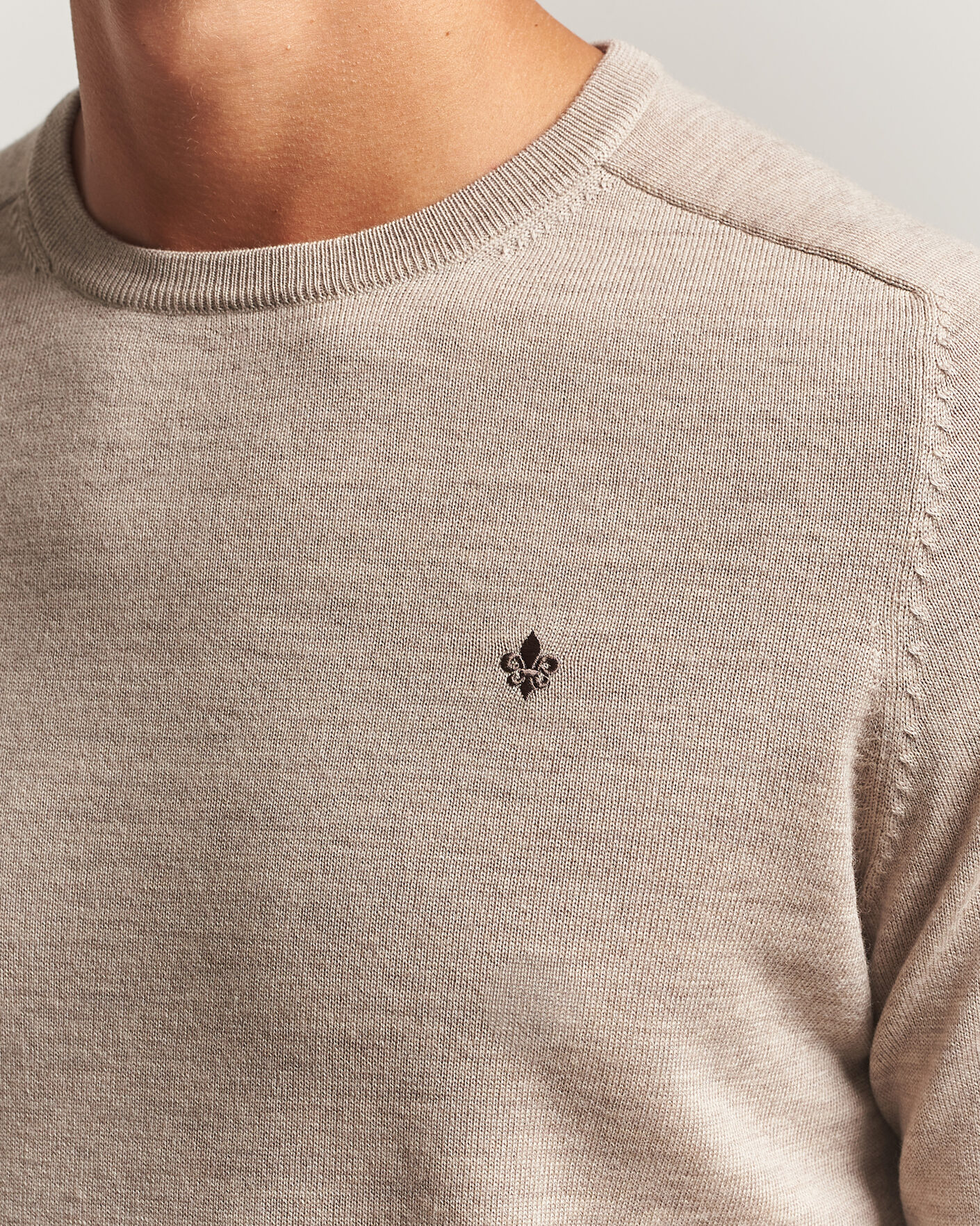 Heren | Truien | Morris | Merino O-Neck Khaki