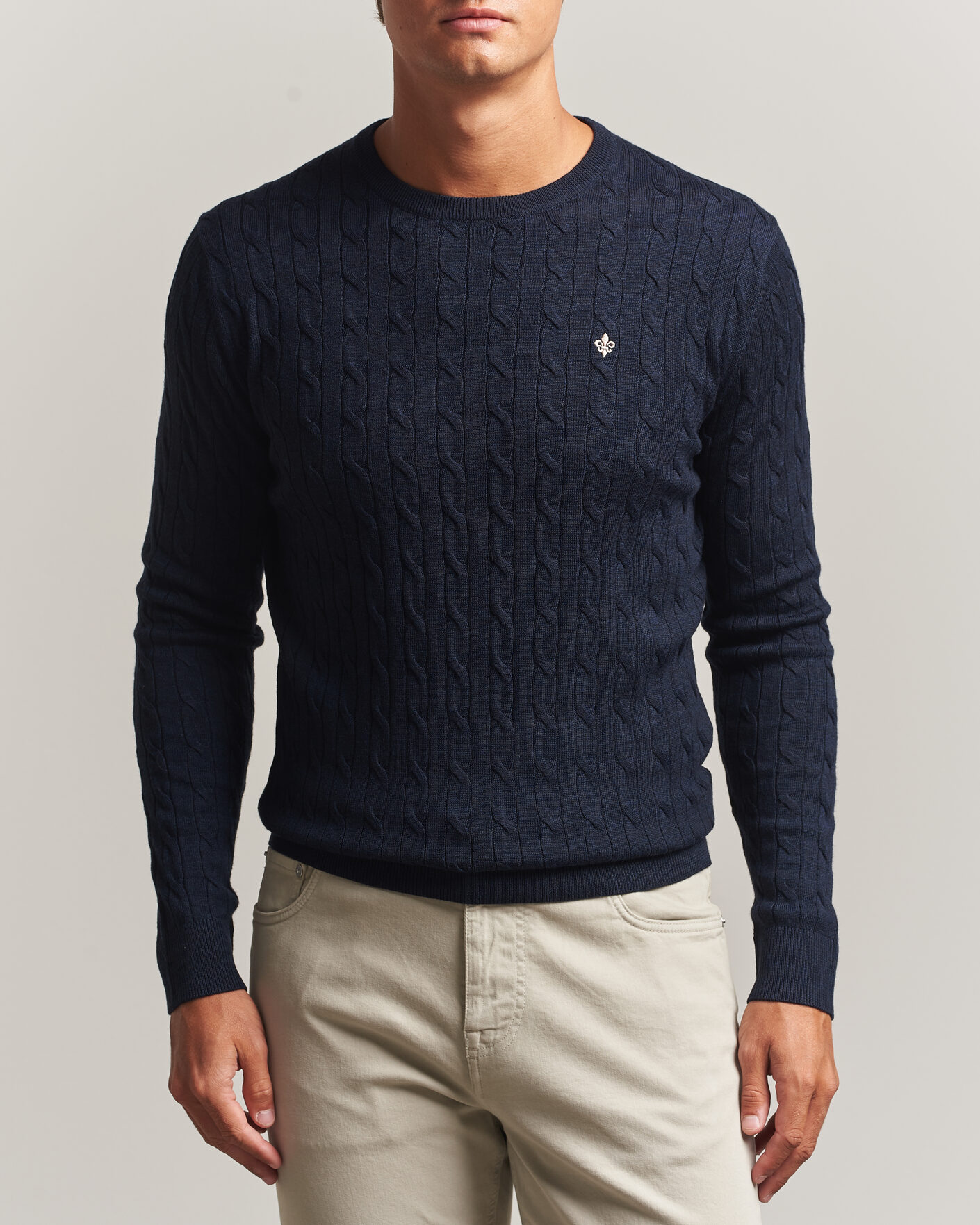 Heren | Truien | Morris | Merino Cable O-Neck Navy
