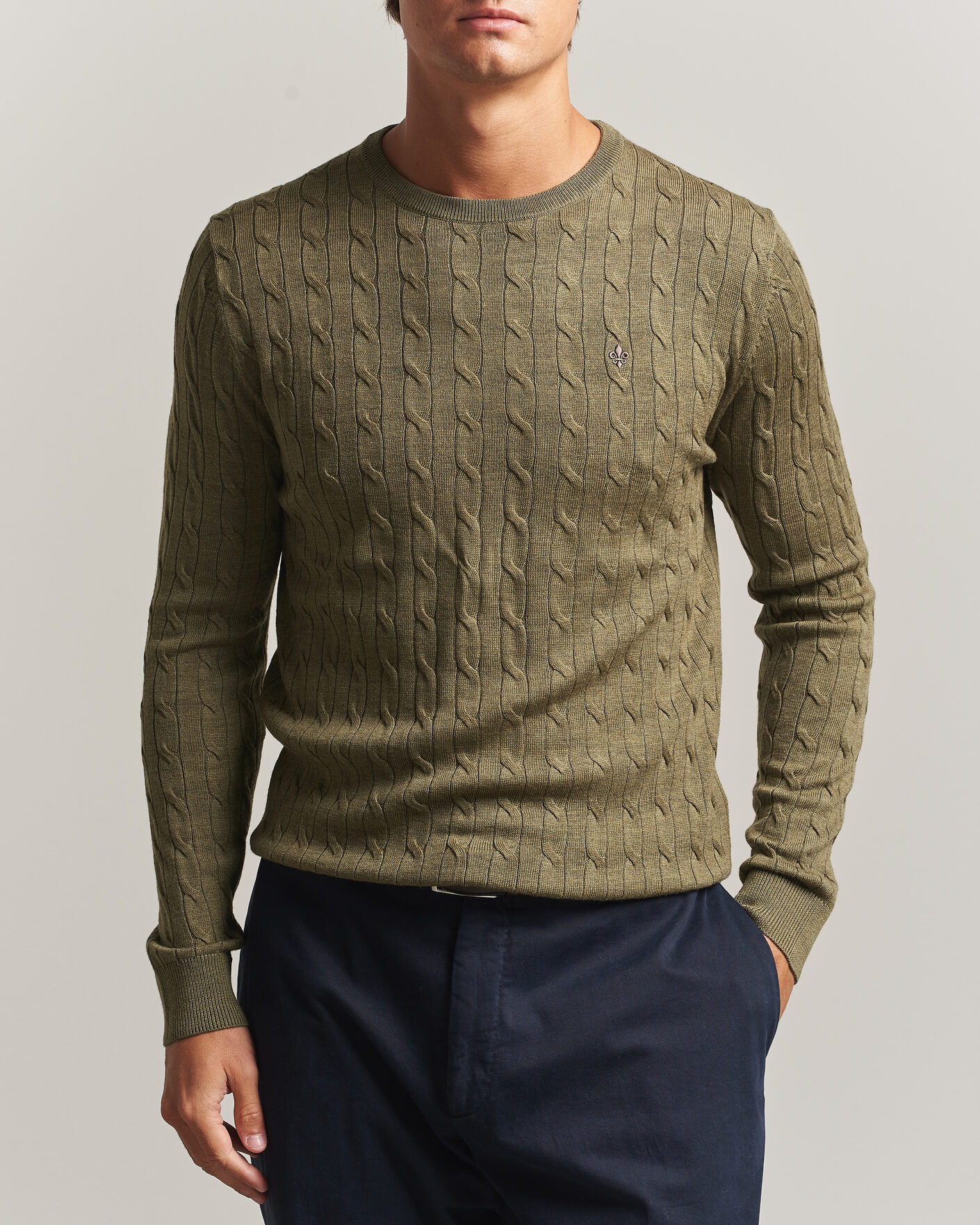 Heren | Truien | Morris | Merino Cable O-Neck Olive