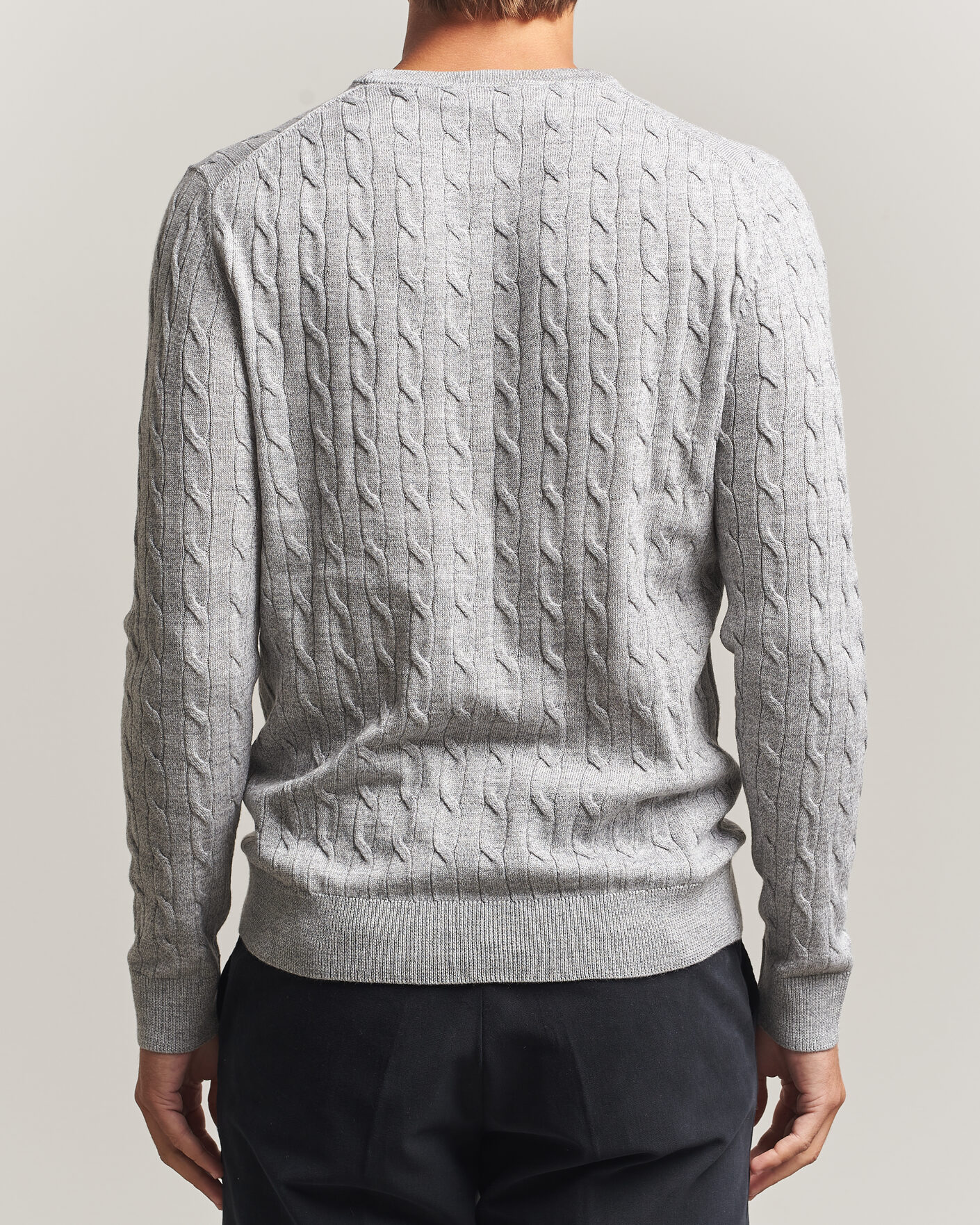 Heren | Truien | Morris | Merino Cable O-Neck Mid Grey