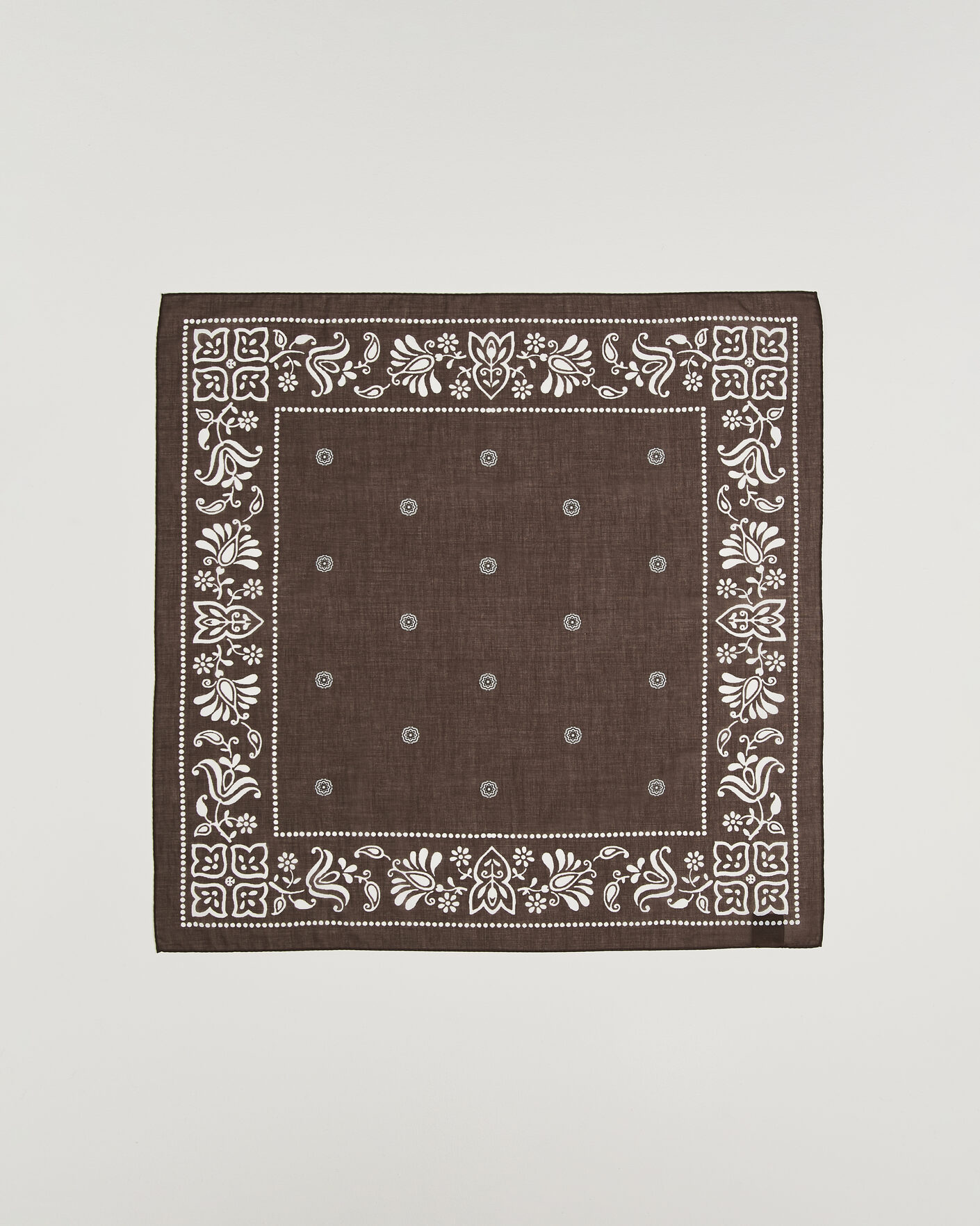 Heren | Sjaals | Amanda Christensen | Cotton Voile Printed Flower Bandana Brown