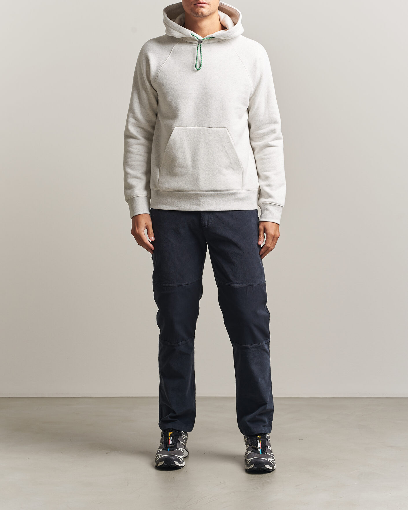 Heren | Truien | Sail Racing | Flow Hoodie Light Grey Melange