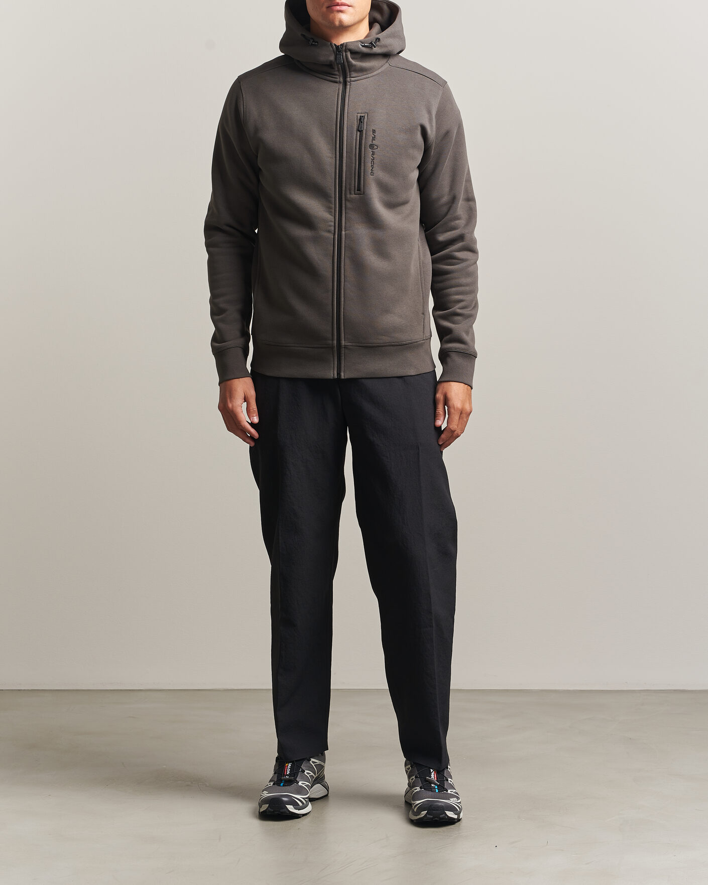 Heren | Truien | Sail Racing | Bowman Full Zip Hoodie Asphalt