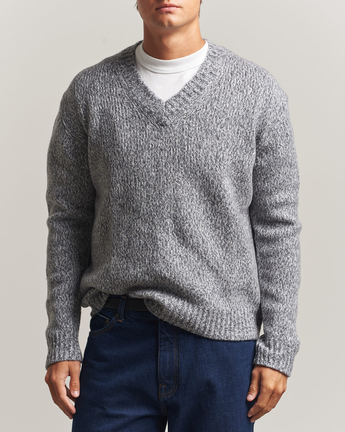 Heren | Truien | NN07 | Flint Wool Knitted V-Neck Grey Melange