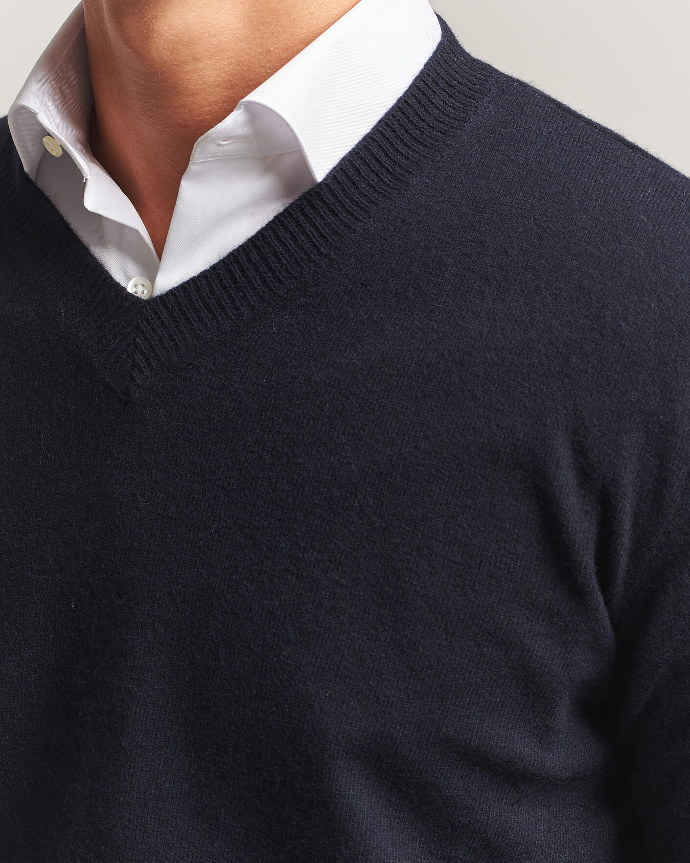 Heren | Truien | Oscar Jacobson | Gregor Wool/Cashmere V-Neck Navy