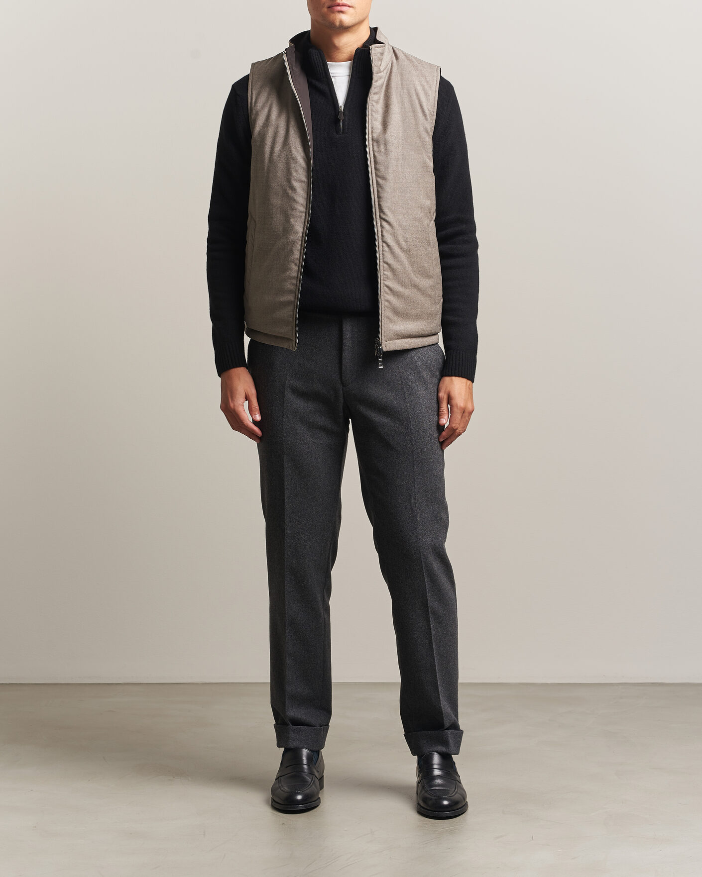 Heren | Gilets | Oscar Jacobson | Nylon/Wool Reversible Vest Taupe