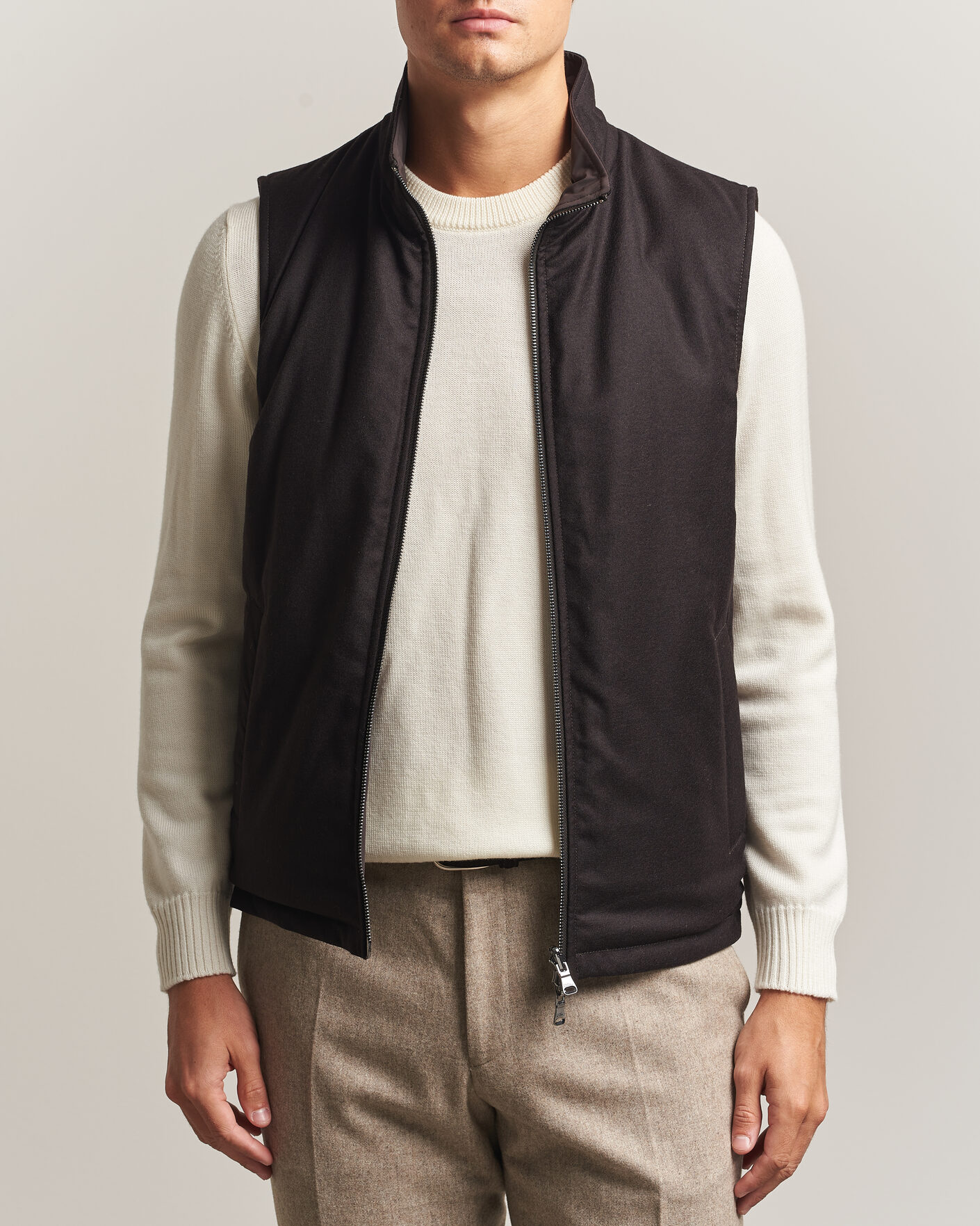Heren | Gilets | Oscar Jacobson | Nylon/Wool Reversible Vest Brown