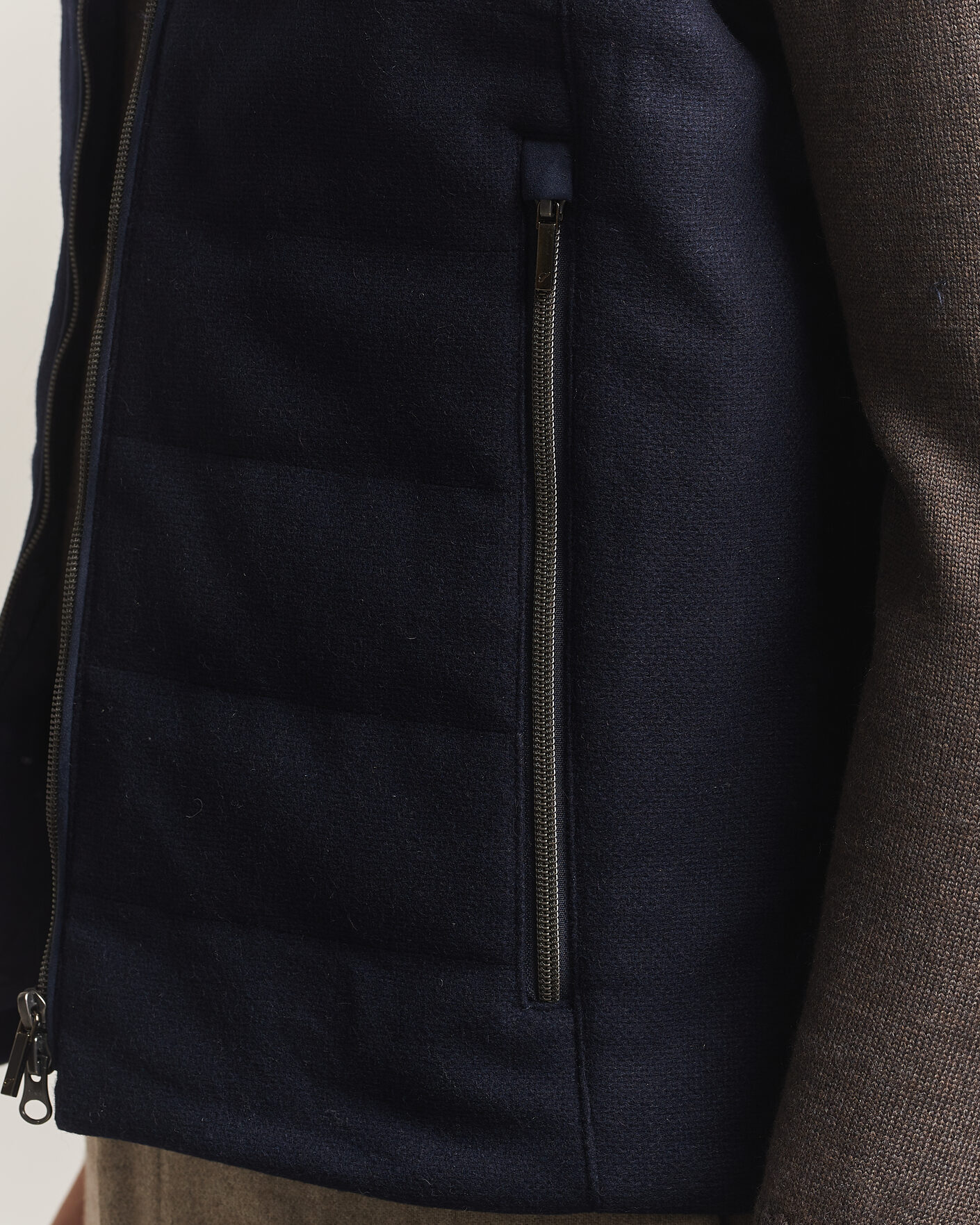 Heren | Gilets | Stenströms | Wool Alcantara Detail Light Padded Vest Navy