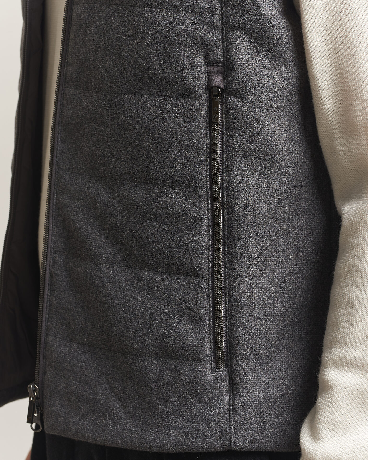 Heren | Gilets | Stenströms | Wool Alcantara Detail Light Padded Vest Grey