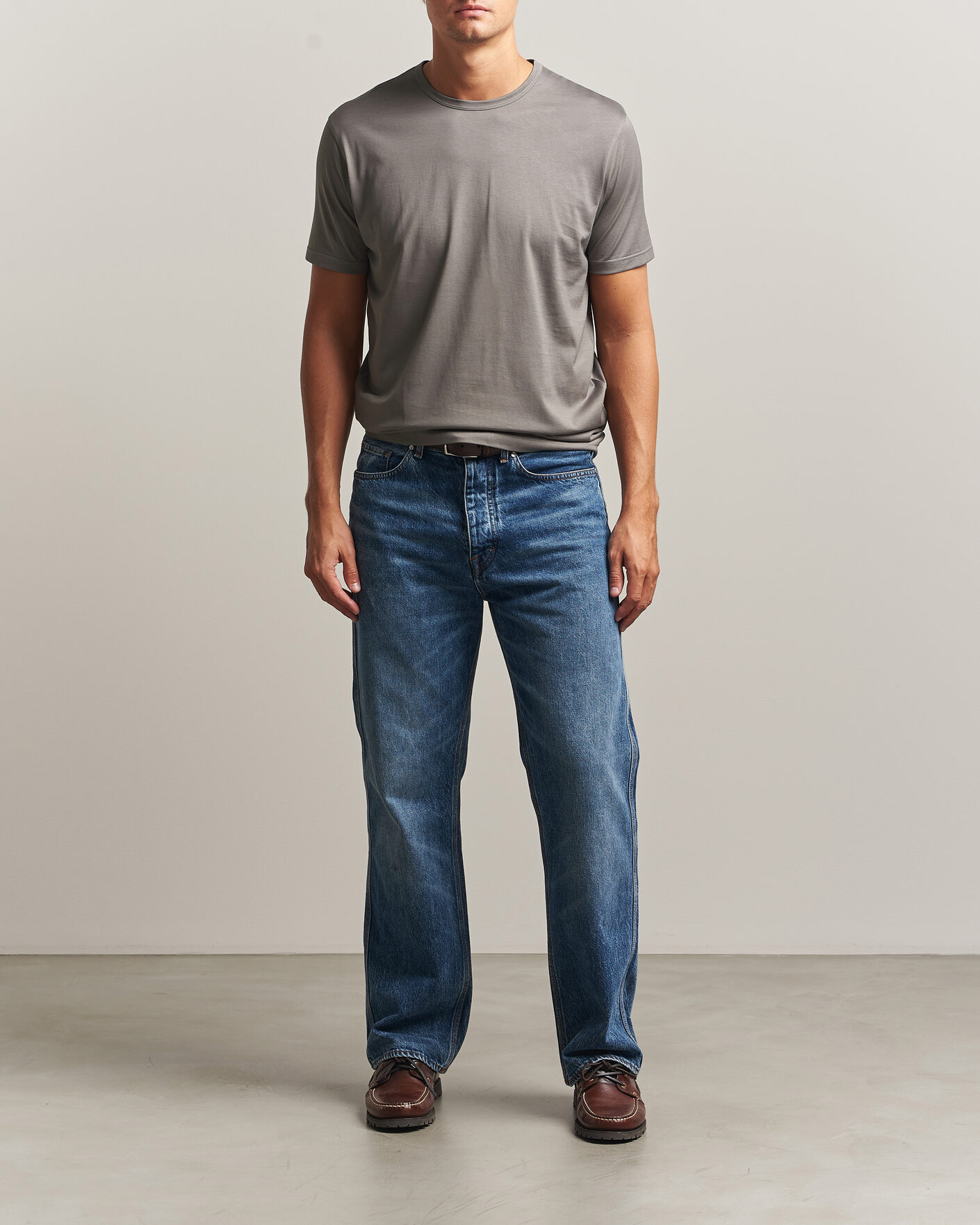 Heren | T-shirts | Sunspel | Crew Neck Q82 Cotton T-Shirt Smoke Grey