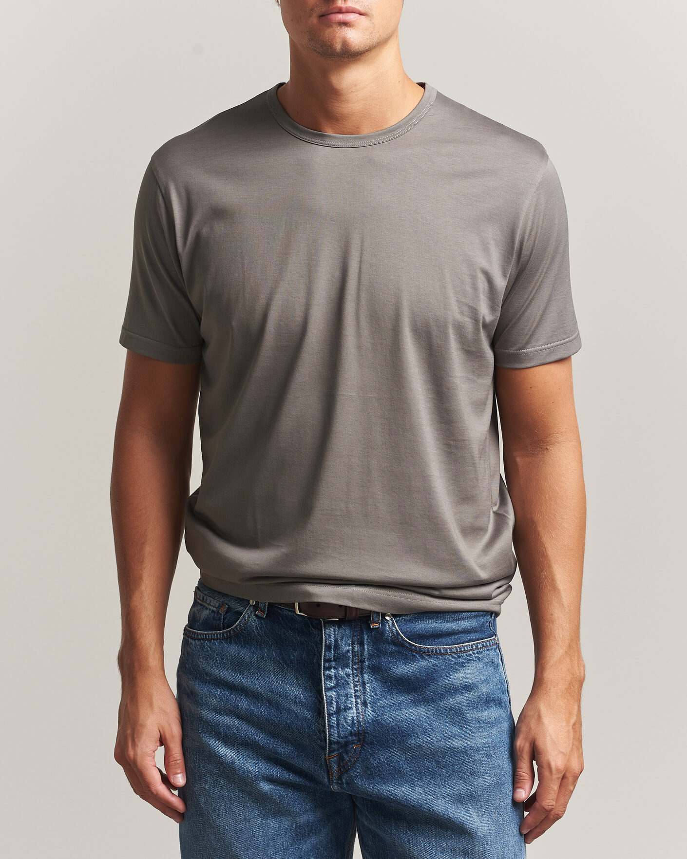 Heren | T-shirts | Sunspel | Crew Neck Q82 Cotton T-Shirt Smoke Grey