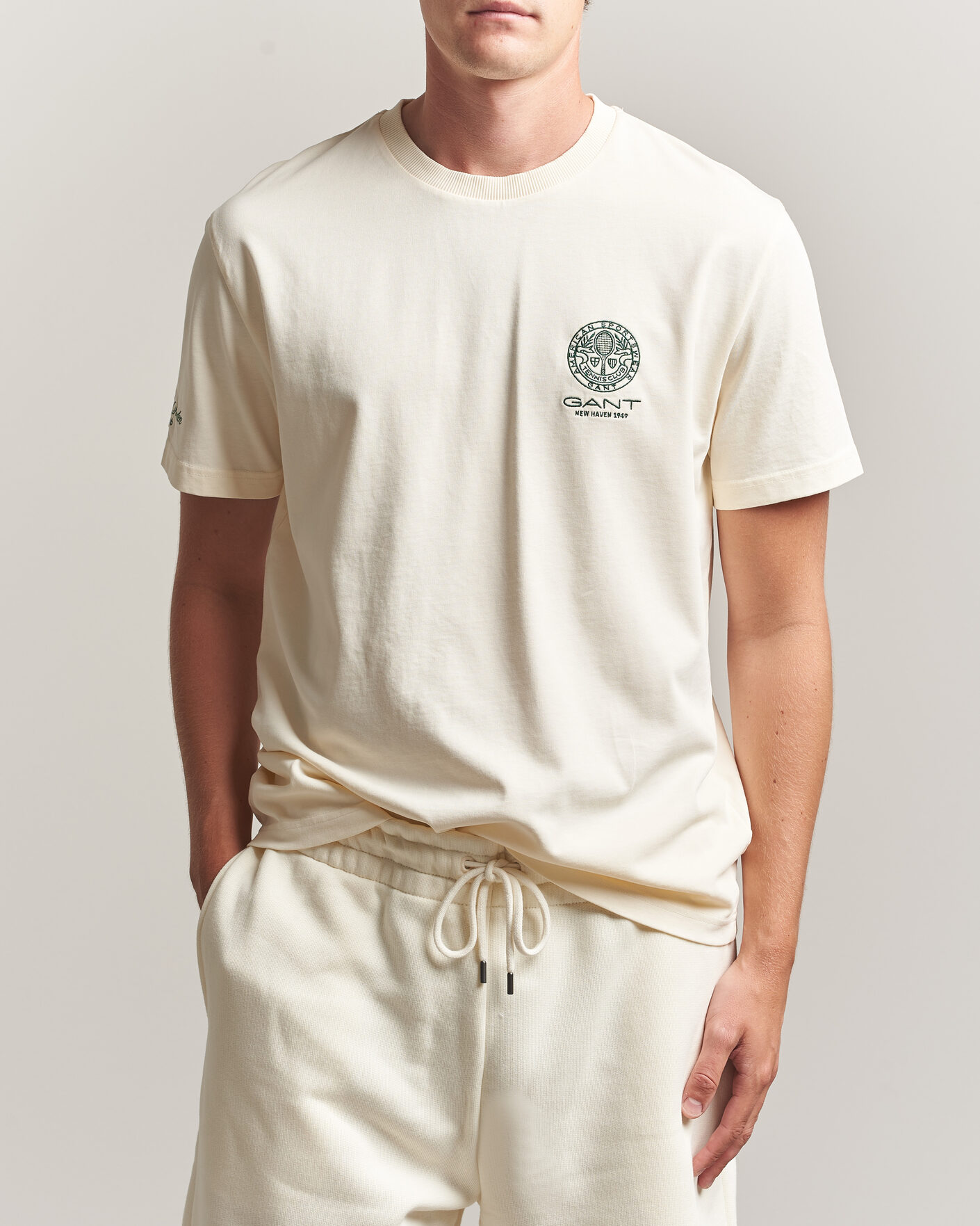 Heren | T-shirts | Gant | Tournament Crew Neck T-Shirt Cream