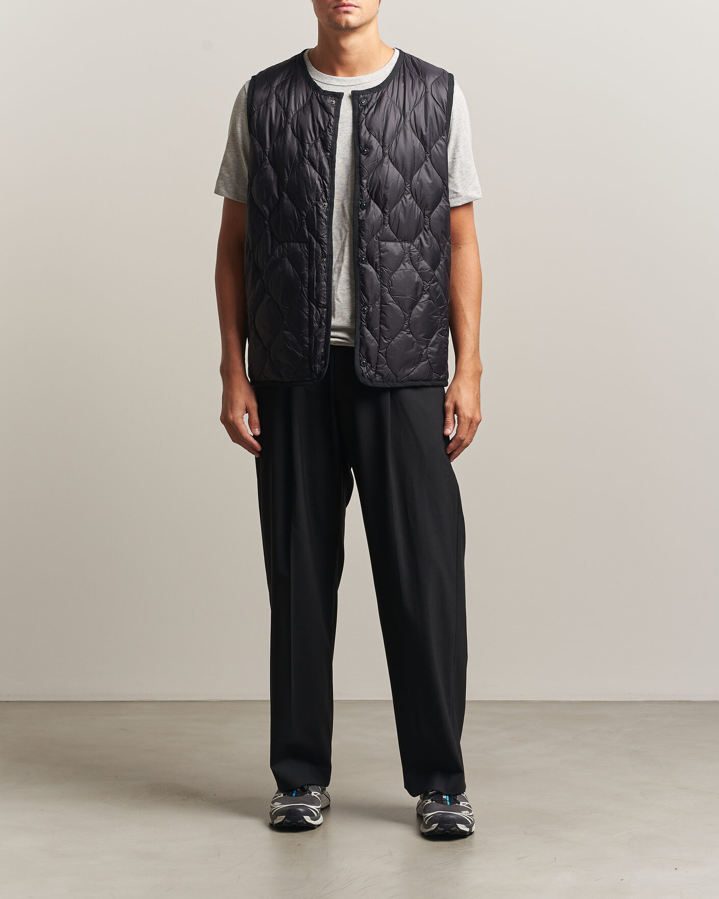 Heren | Gilets | TAION | Military Crew Neck Down Vest Black