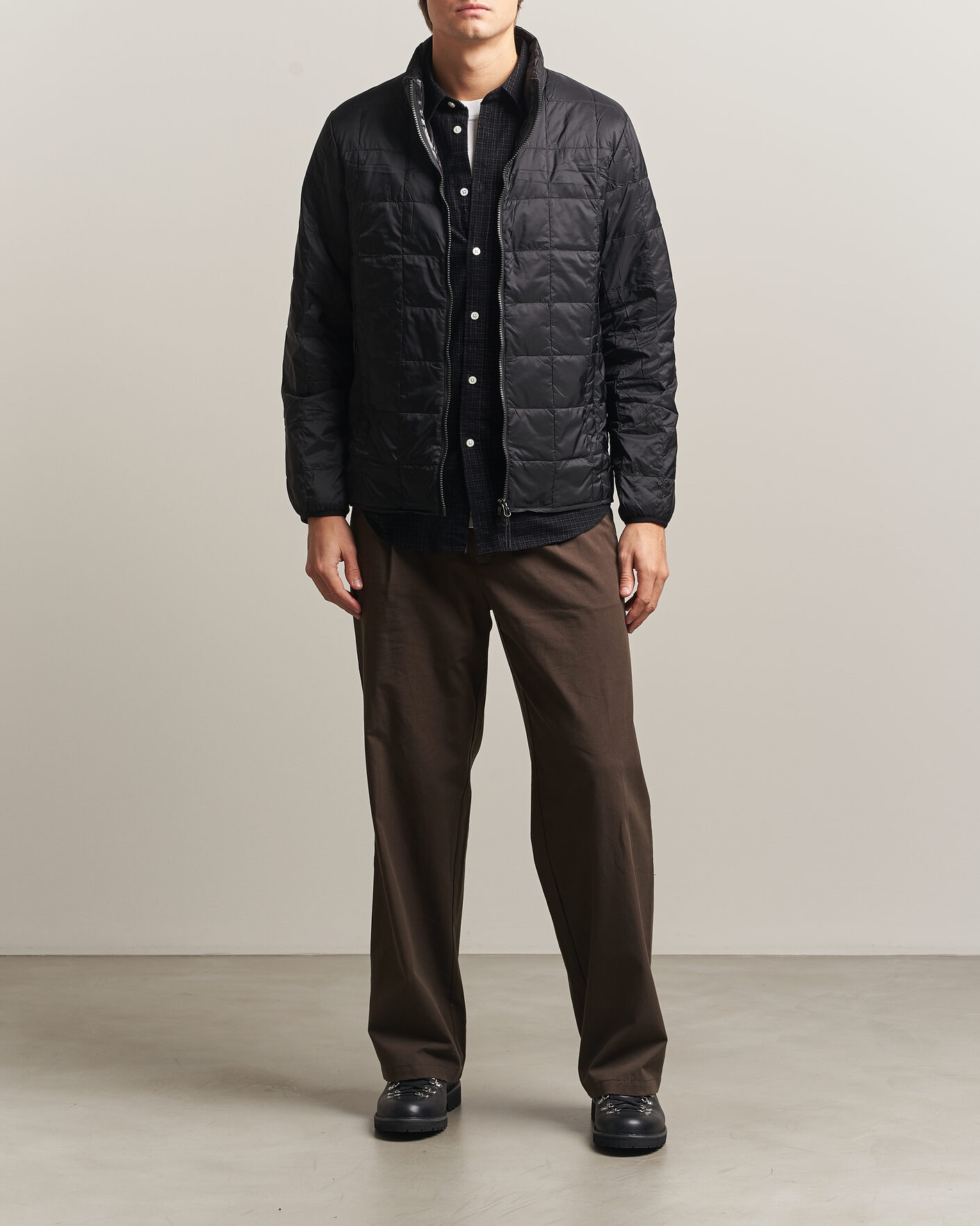 Heren | Jassen | TAION | High Neck Full Zip Lightweight Down Jacket Black