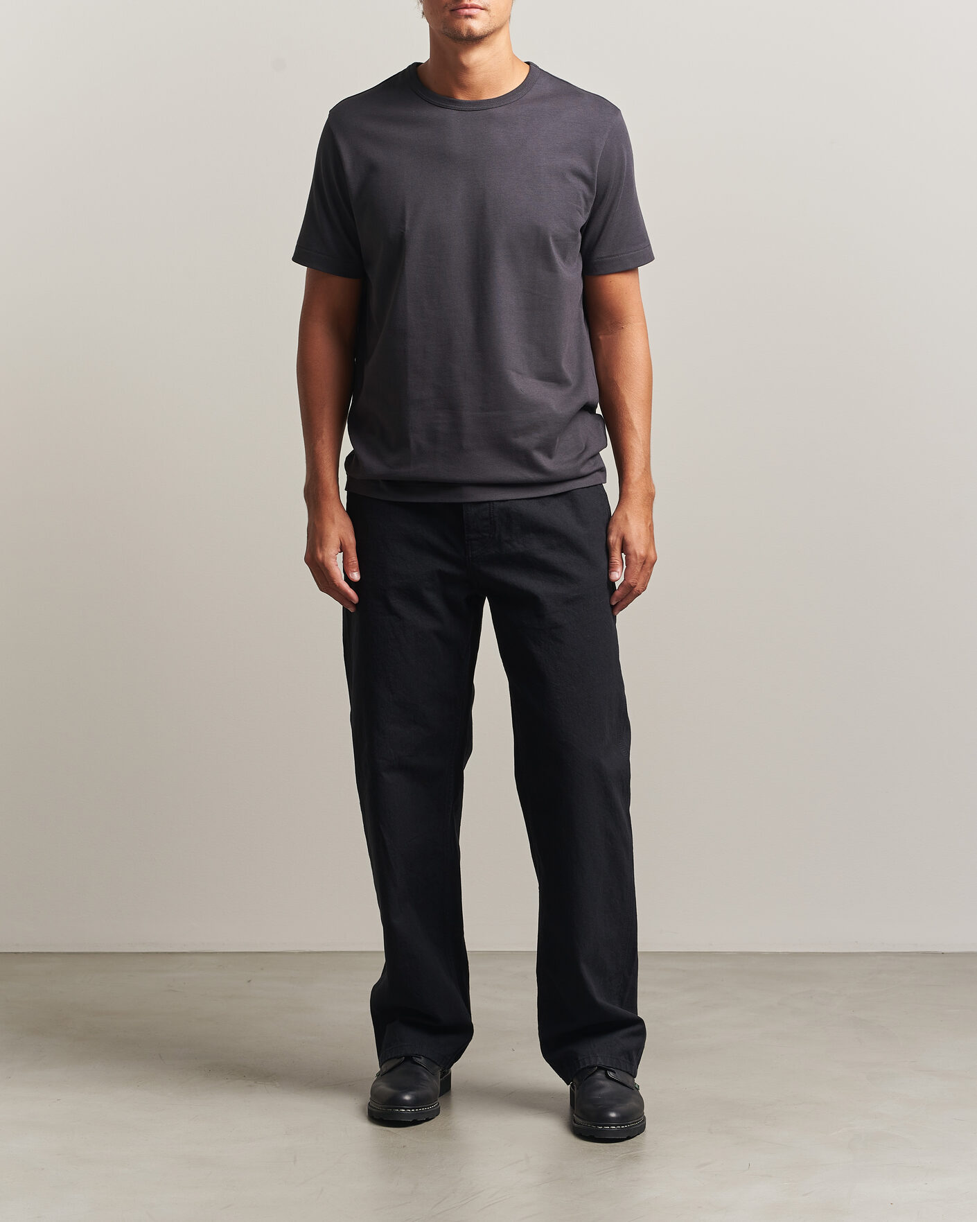 Heren | T-shirts | Merz b. Schwanen | Classic Fit Sturdy Loopwheeled T-Shirt Charcoal