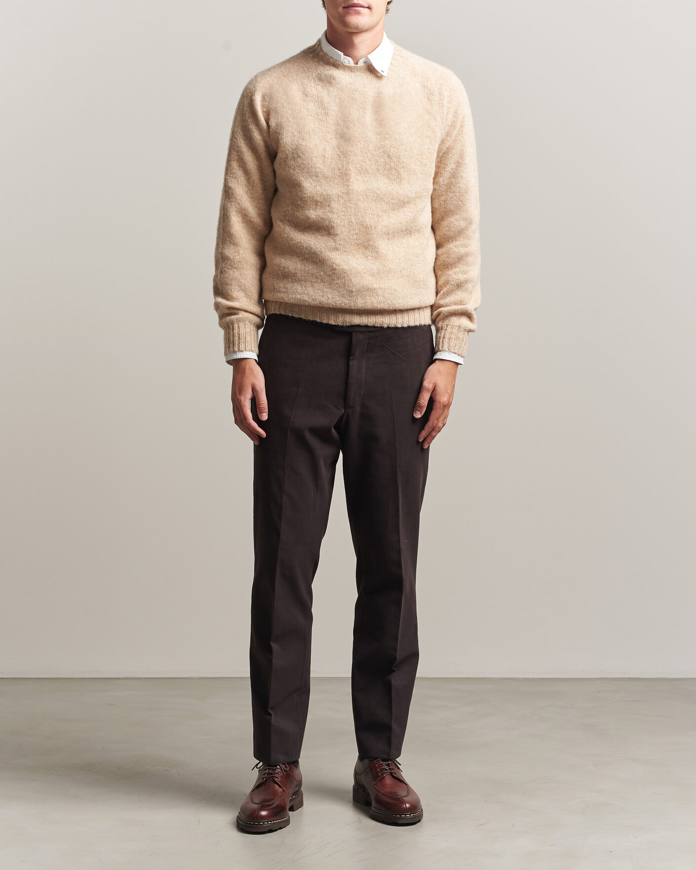 Heren | Truien | Harley Of Scotland | Brushed Supersoft Lambswool Crewneck Calico