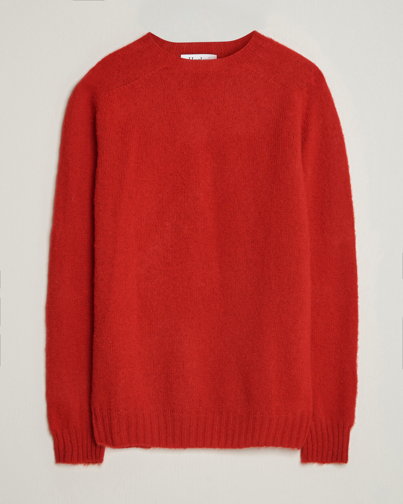 Heren | Truien | Harley Of Scotland | Brushed Supersoft Lambswool Crewneck Cardinal