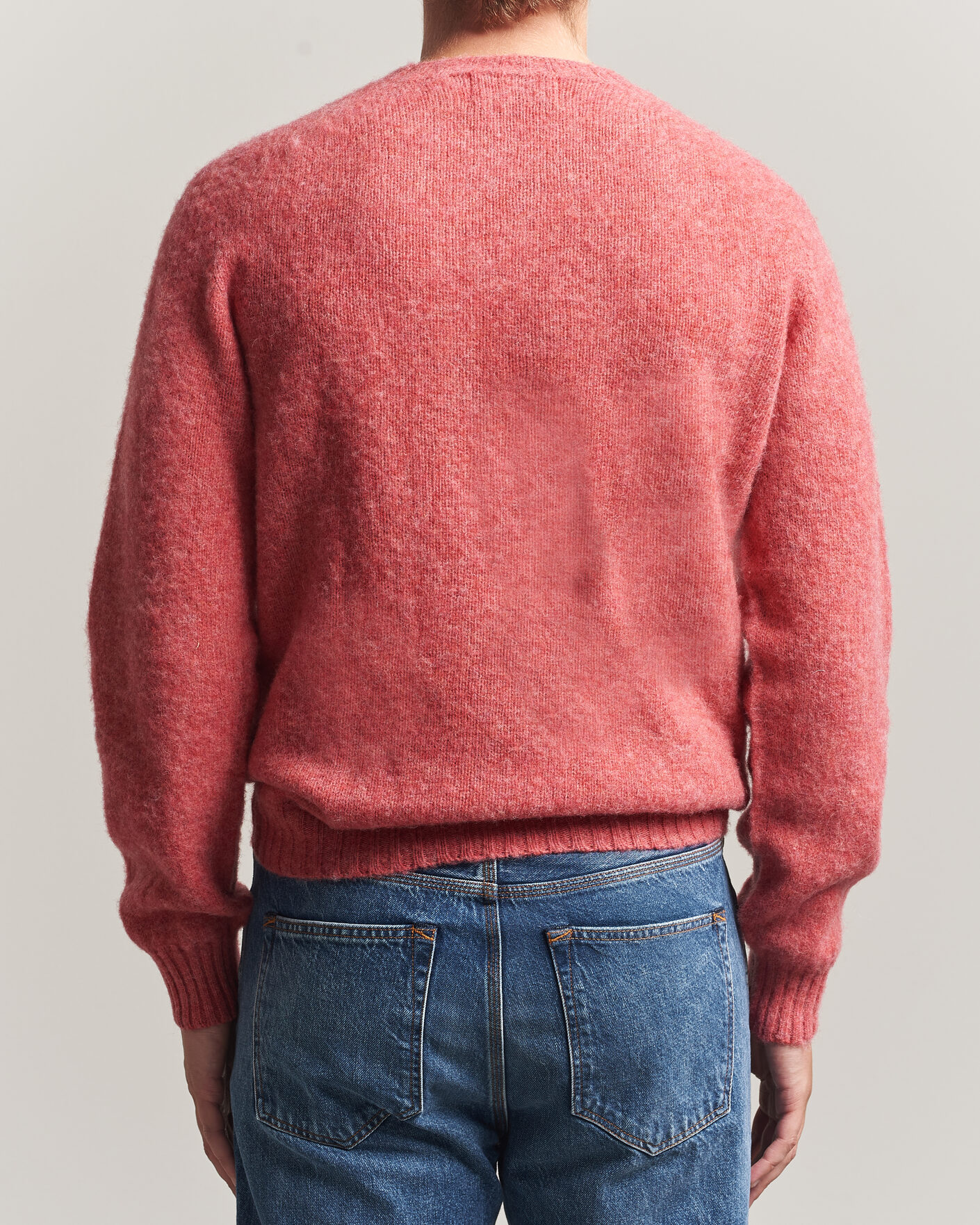 Heren | Truien | Harley Of Scotland | Brushed Supersoft Lambswool Crewneck Tea Rose