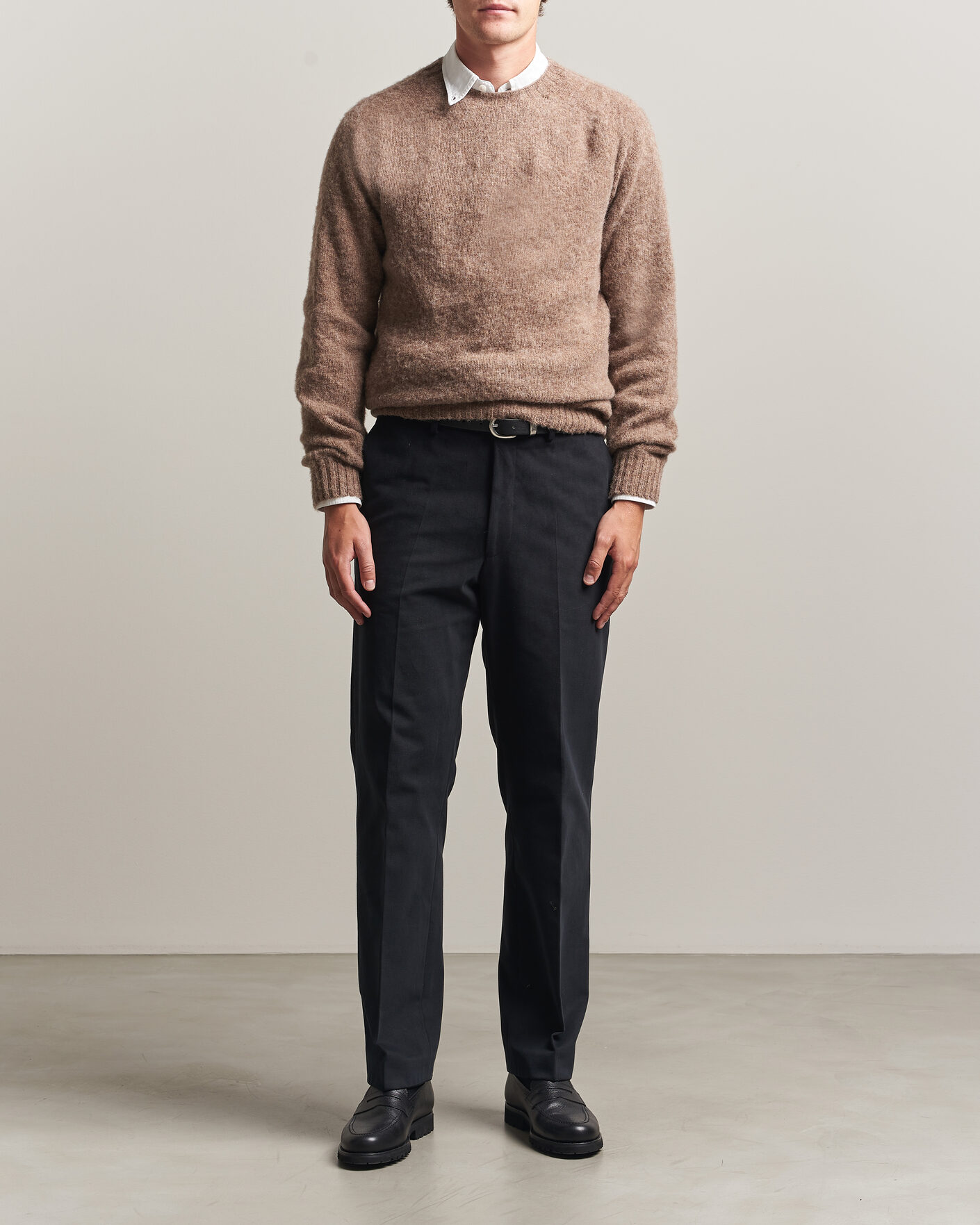 Heren | Truien | Harley Of Scotland | Brushed Supersoft Lambswool Crewneck Tundra