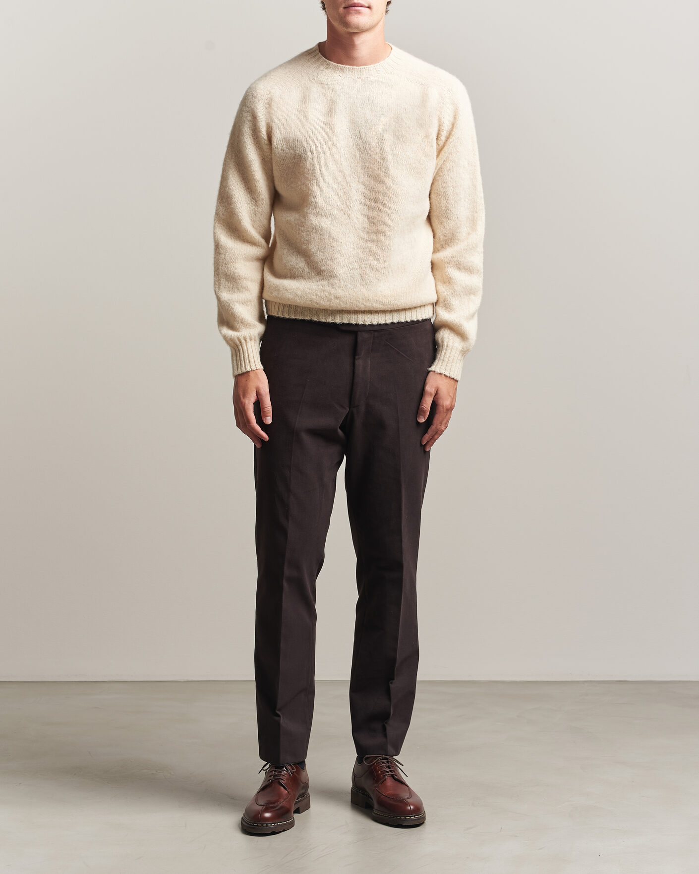 Heren | Truien | Harley Of Scotland | Brushed Supersoft Lambswool Crewneck Vanilla