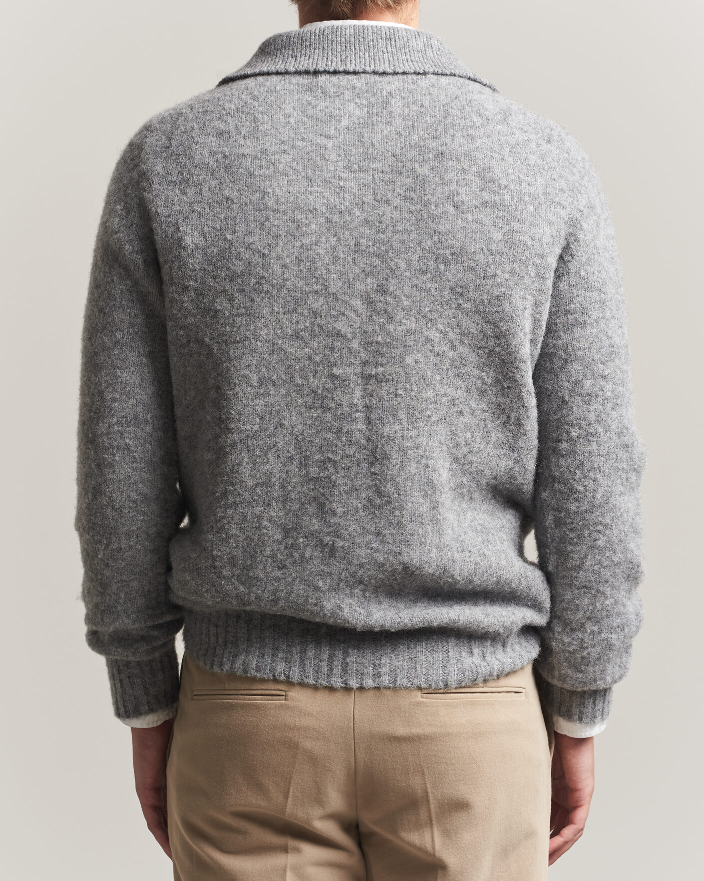 Heren | Truien | Harley Of Scotland | Brushed Supersoft Lambswool Polo Mid Grey