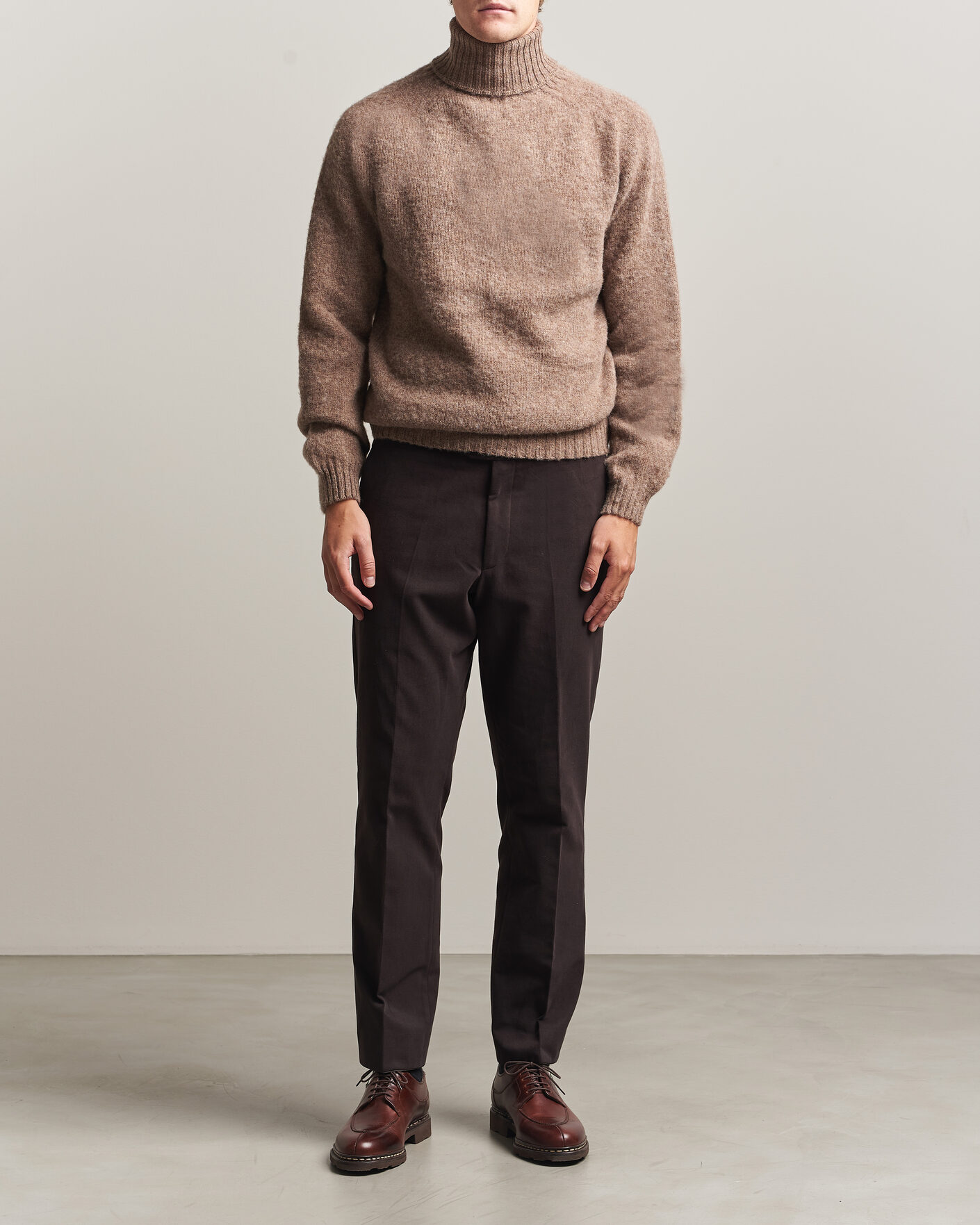 Heren | Truien | Harley Of Scotland | Brushed Supersoft Lambswool Rollneck Tundra