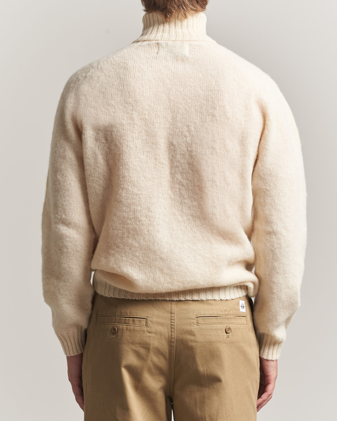 Heren | Truien | Harley Of Scotland | Brushed Supersoft Lambswool Rollneck Vanilla