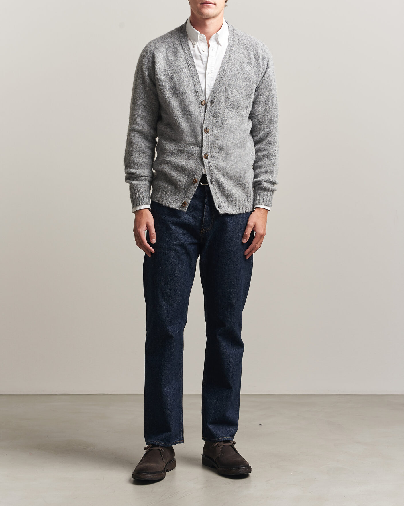 Heren | Truien | Harley Of Scotland | Brushed Supersoft Lambswool Cardigan Mid Grey