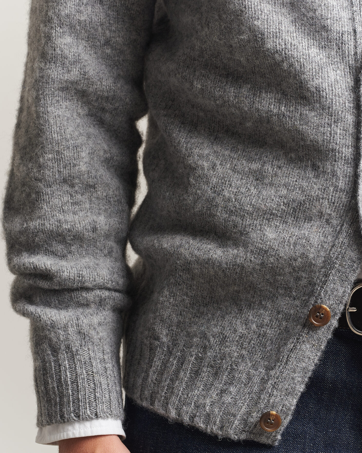 Heren | Truien | Harley Of Scotland | Brushed Supersoft Lambswool Cardigan Mid Grey