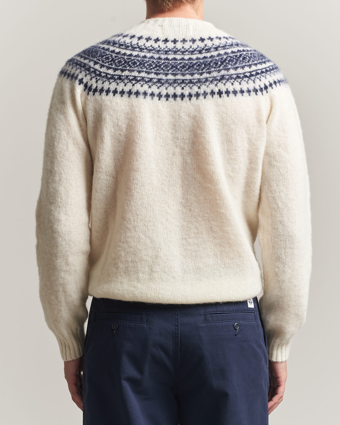 Heren | Truien | Harley Of Scotland | Brushed Supersoft Lambswool Yolk Fairisle Snow White/Navy