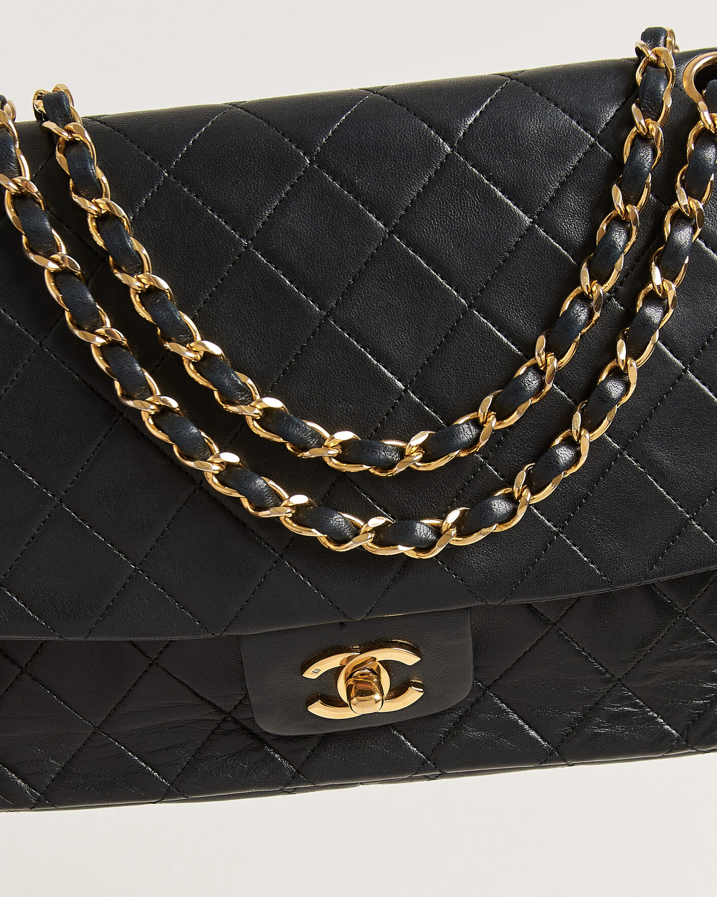 Heren | Pre-Owned & Vintage Bags | Chanel Pre-Owned | Vintage Classic Flap Bag Lambskin Black