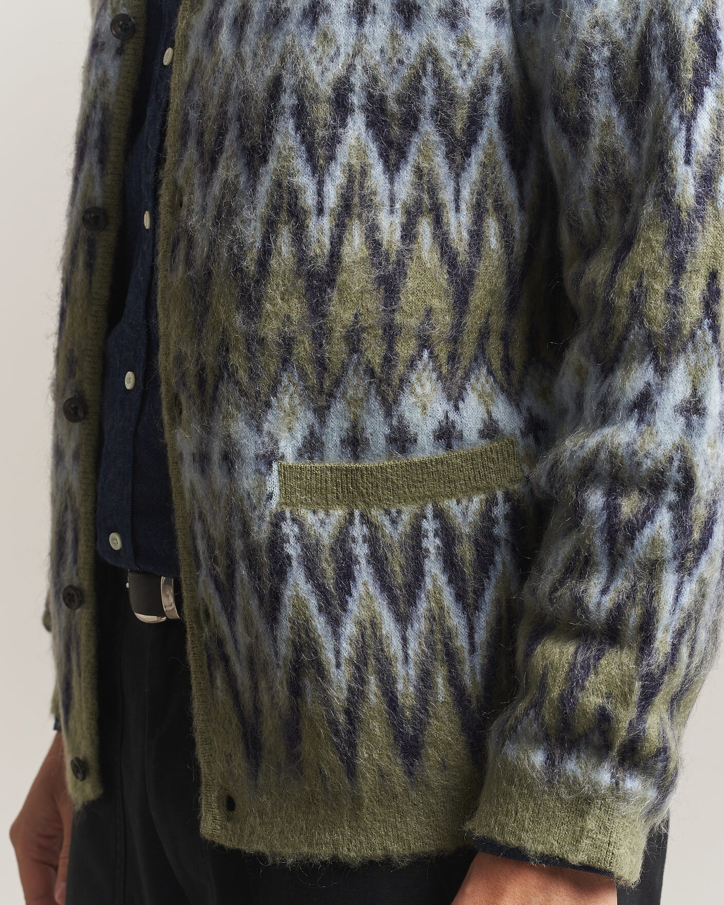 Heren | Truien | BEAMS PLUS | Chevron Jacquard Cardigan Green/Grey