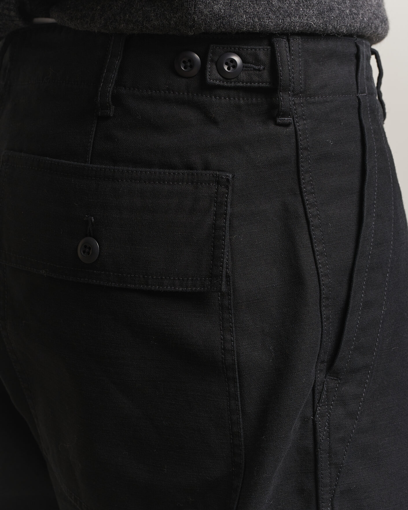 Heren | Broeken | BEAMS PLUS | MIL Utility Sateen Trousers Black
