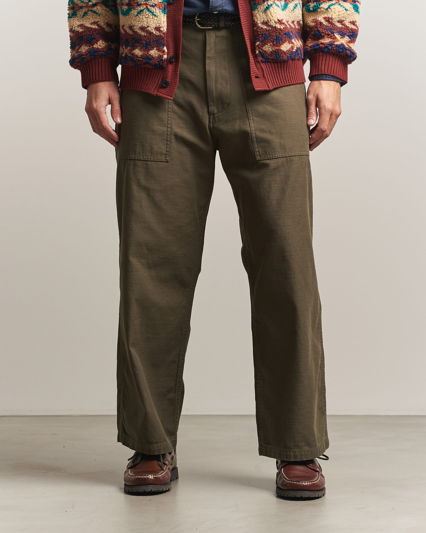 Heren | Broeken | BEAMS PLUS | MIL Utility Sateen Trousers Olive Brown