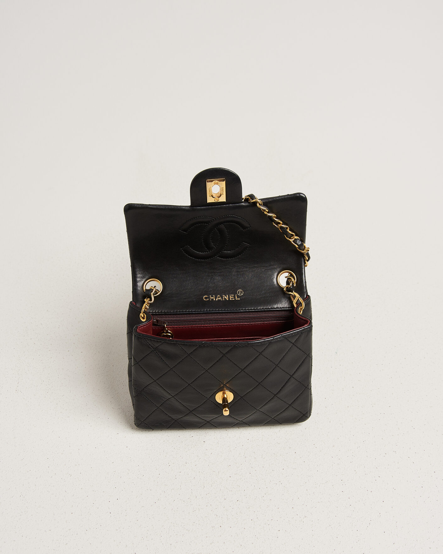 Heren | Pre-Owned & Vintage Bags | Chanel Pre-Owned | Classic Mini Square Single Flap Bag Lambskin Black