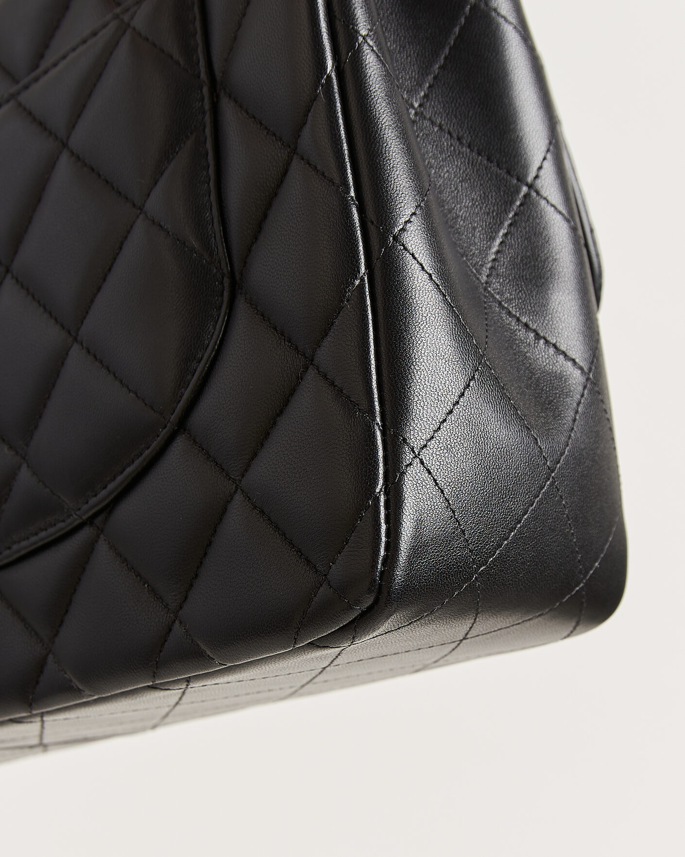 Heren | Pre-Owned & Vintage Bags | Chanel Pre-Owned | Classic Jumbo Double Flap Bag Lambskin Black