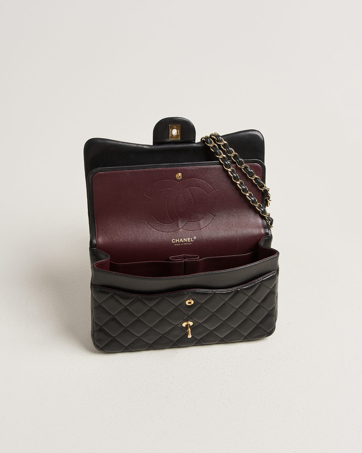 Heren | Pre-Owned & Vintage Bags | Chanel Pre-Owned | Classic Jumbo Double Flap Bag Lambskin Black