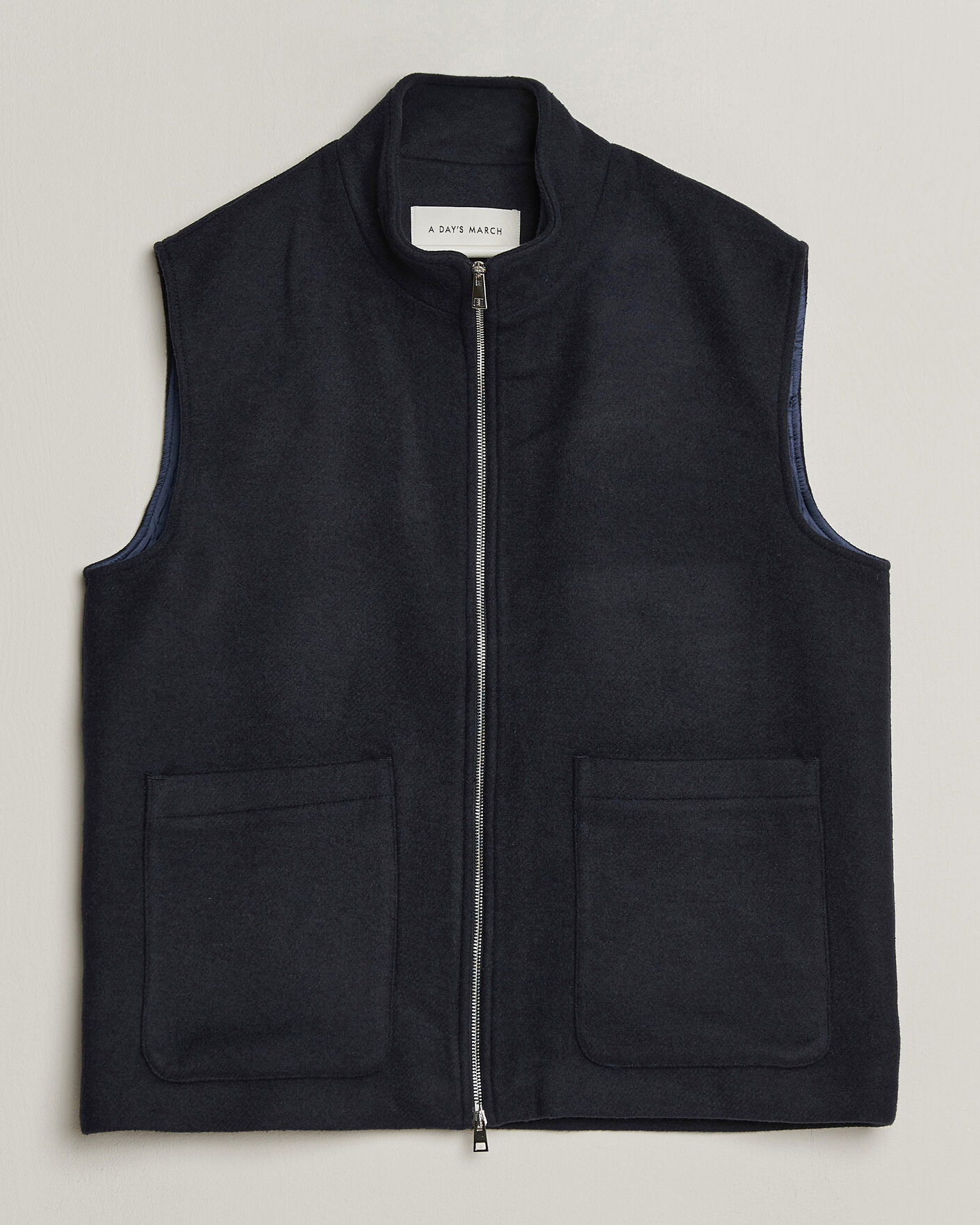Heren | Gilets | A Day's March | Canora Lined Wool Vest Navy