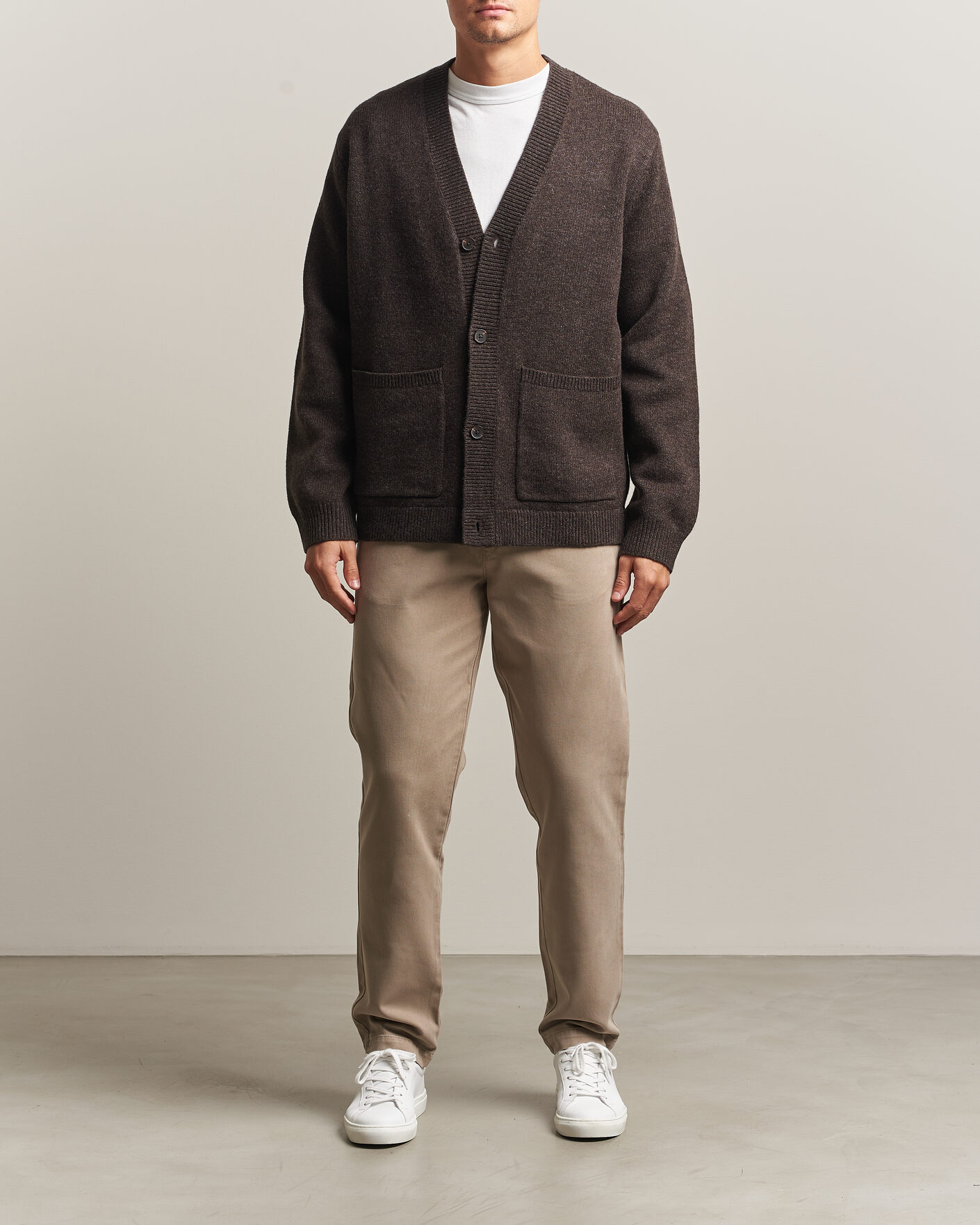 Heren | Truien | A Day's March | Jarrow Lambswool Cardigan Dark Brown